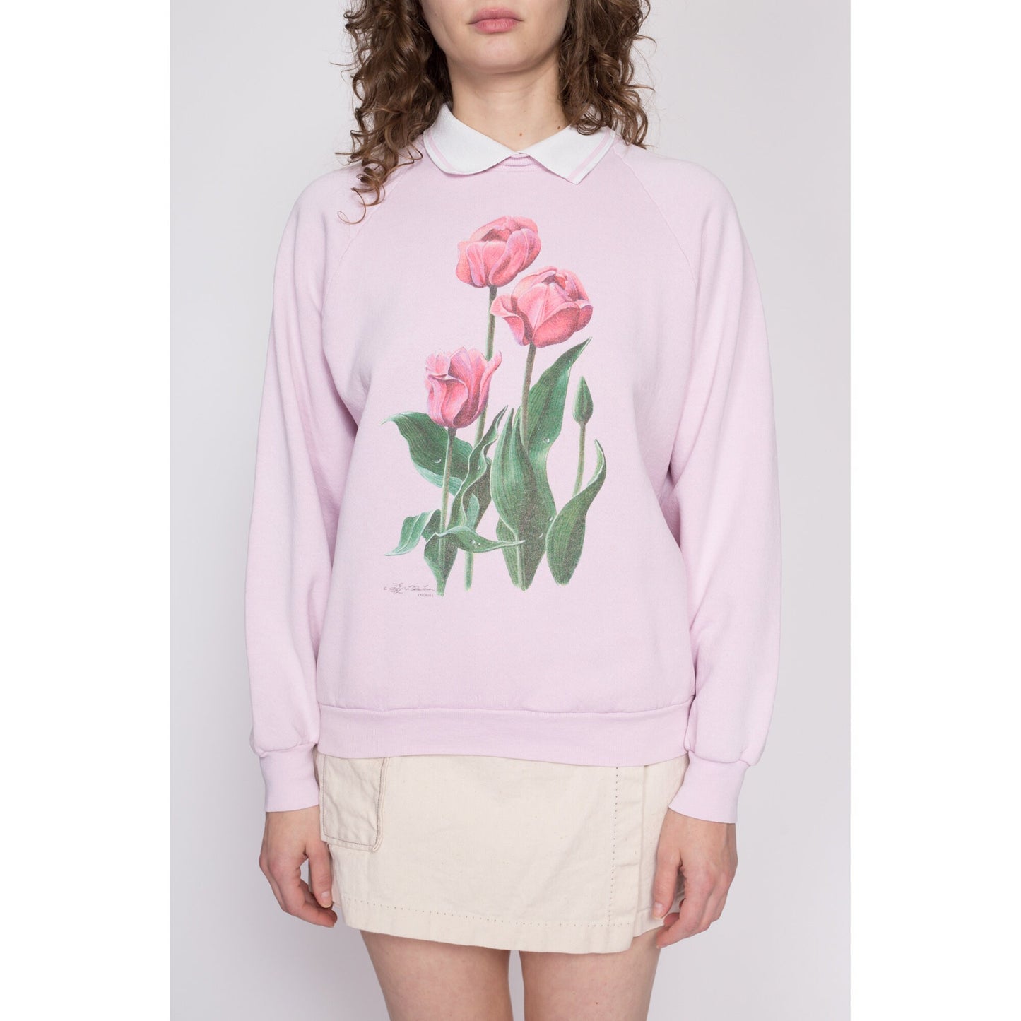 90s Tulip Flower Print Collared Sweatshirt - Large | Vintage Pink Floral Graphic Raglan Sleeve Pullover