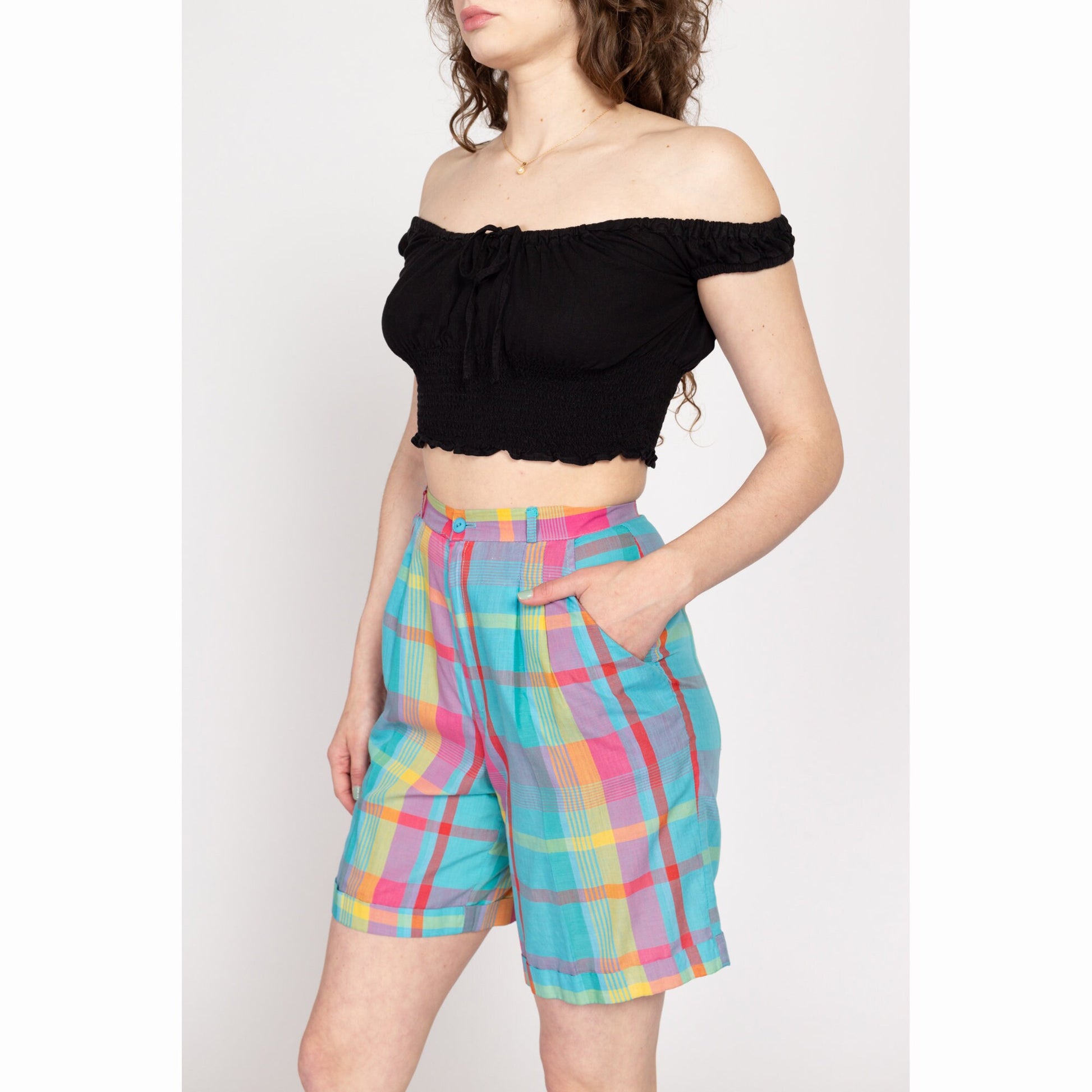 Small 80s Madras Plaid High Waisted Shorts 25.5" | Vintage High Waisted Casual Pleated Shorts