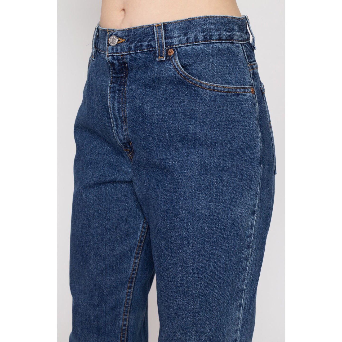 Medium 90s Levis 550 Mom Jeans 30" | 90s Levi's Dark Wash Denim High Waisted Tapered Leg Jeans