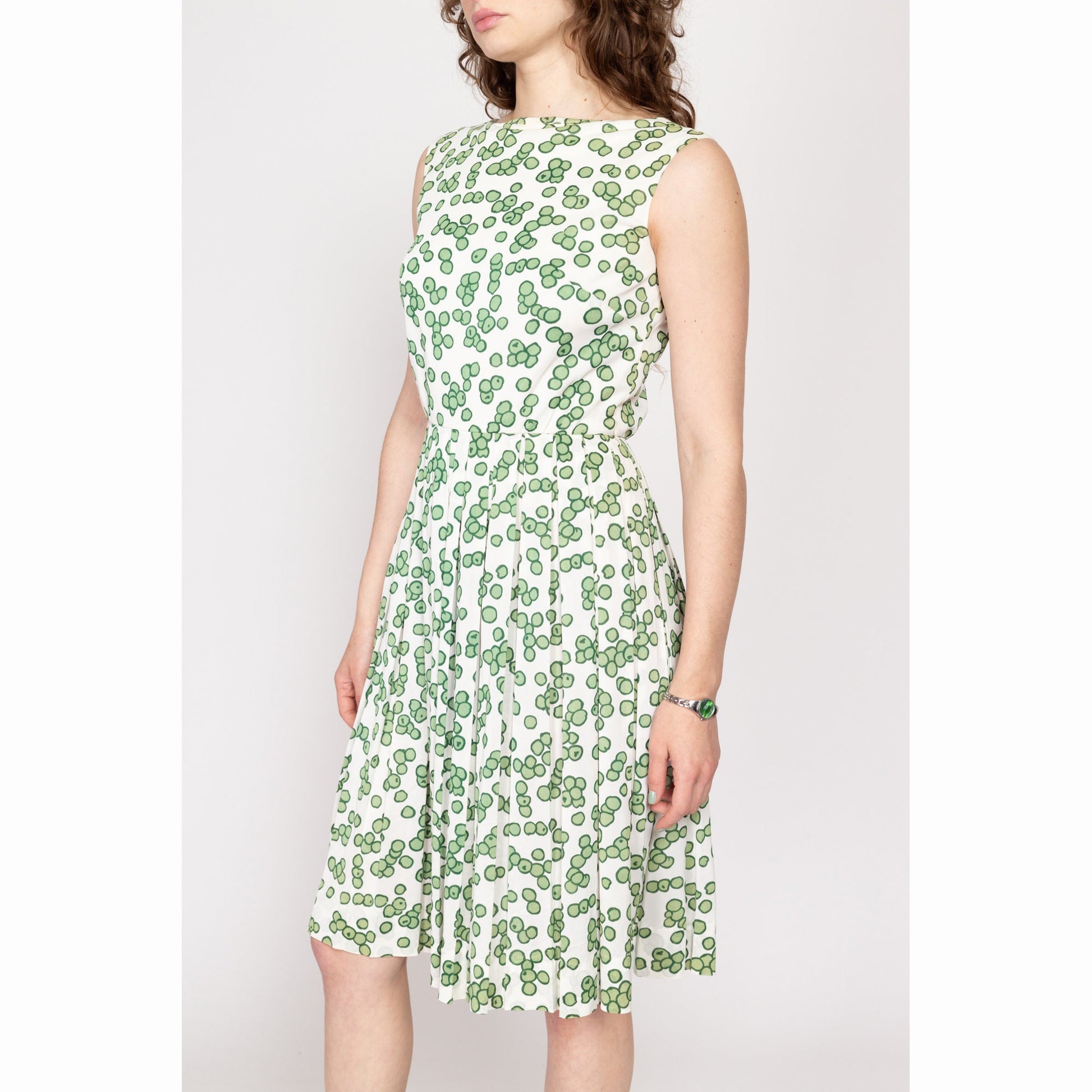Small 60s Olive Novelty Print Fit & Flare Dress | Retro Vintage Fred Rothschild Sleeveless Pleated Sundress