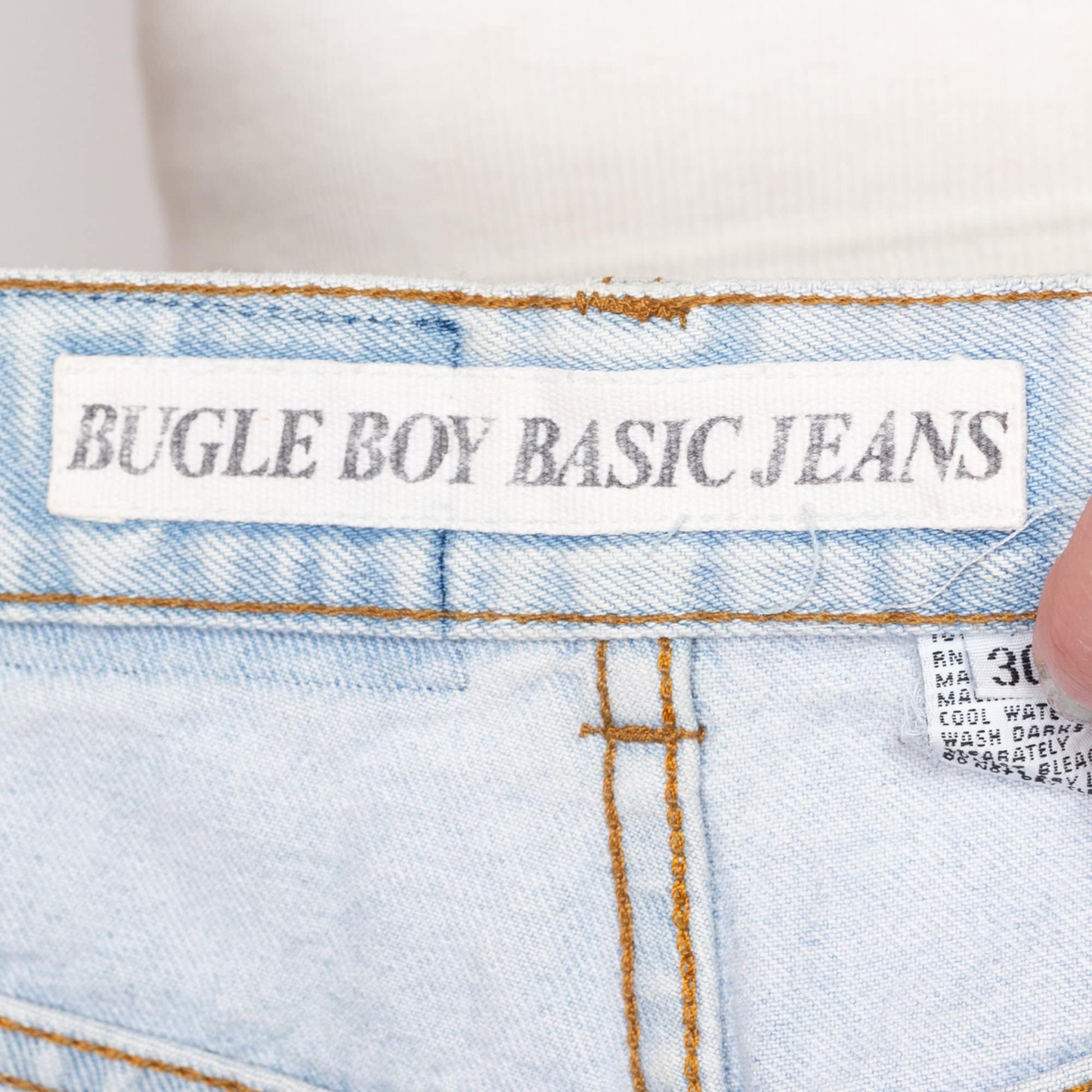 Medium 90s Bugle Boy Spell Out Logo Jean Shorts 30" | Vintage Streetwear High Waisted Light Wash Denim Long Inseam Shorts