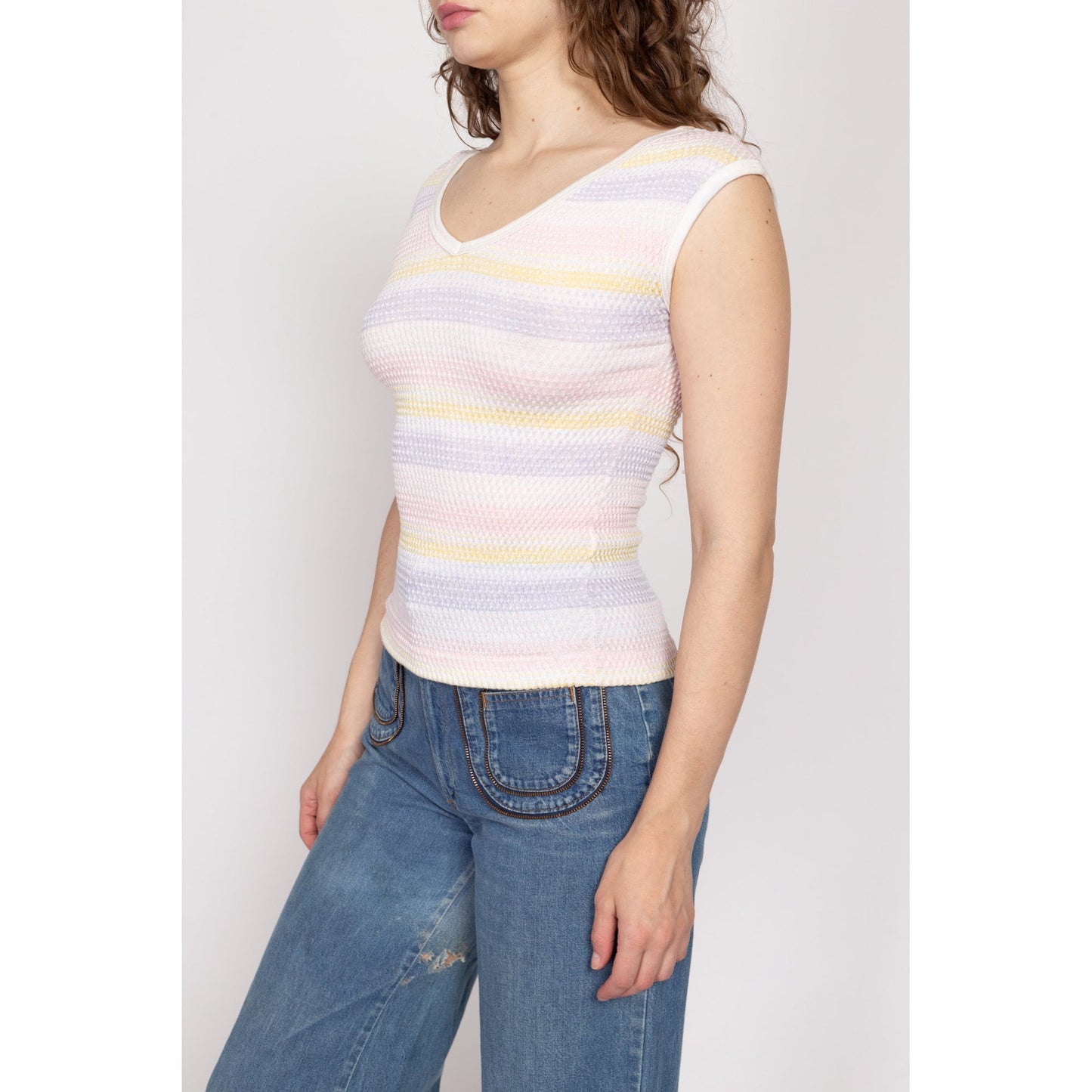 Medium 80s Wrangler Pastel Striped Knit Sleeveless Top | Vintage Fitted Stretchy Popcorn Tank