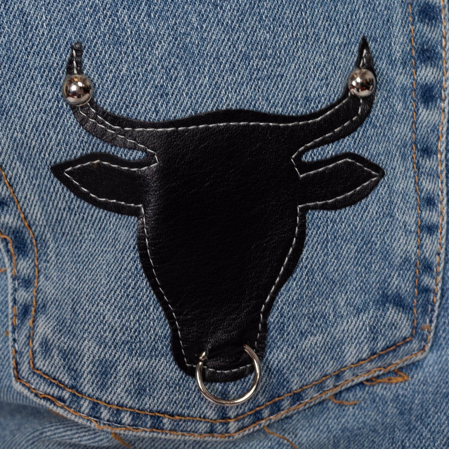 34x34 Y2K Leather Bull Patch Jeans | Vintage Light Wash Denim Western Jeans