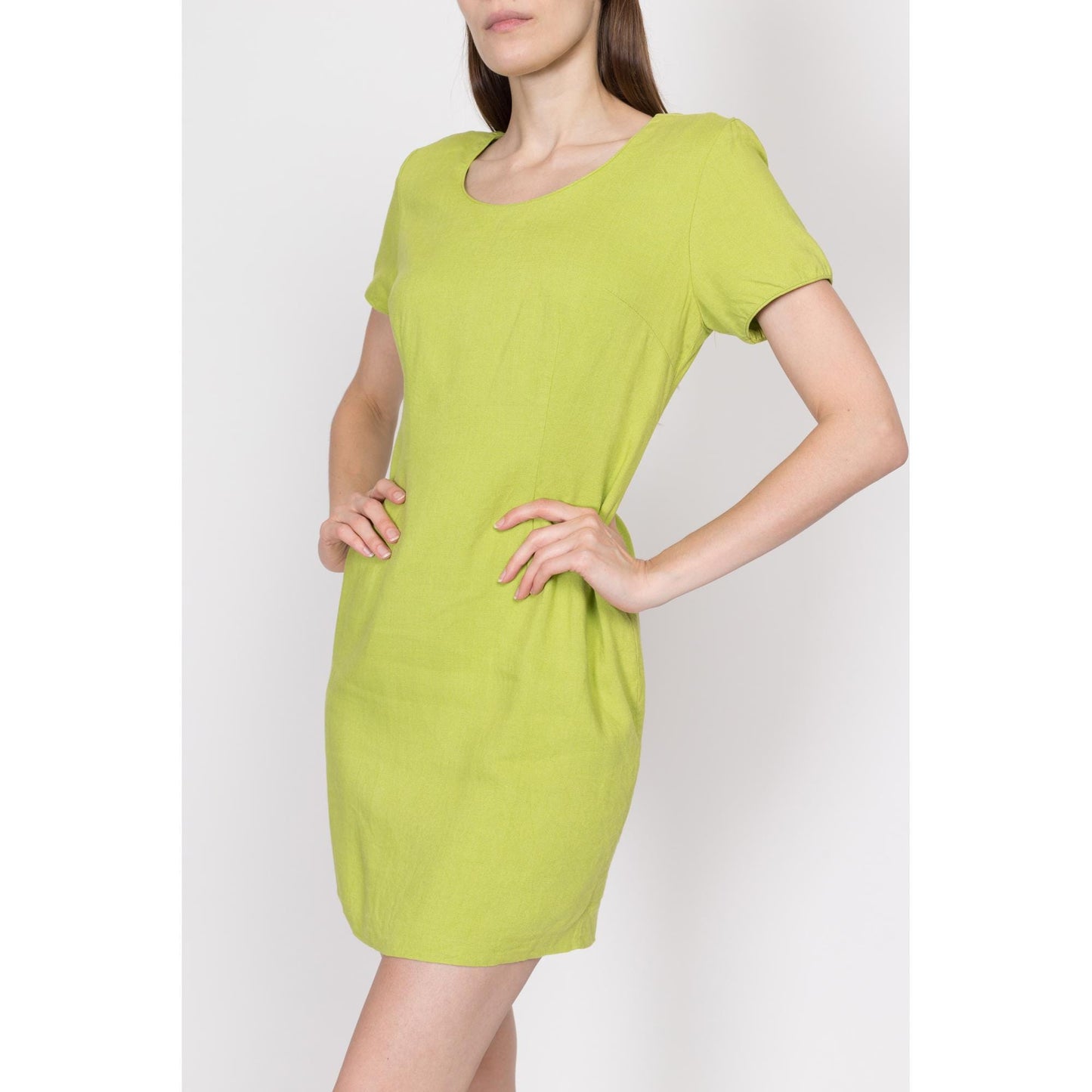 Petite Medium 80s Lime Green Mini Cocktail Dress | Vintage Scoop Neck Short Sleeve Sheath Cocktail Dress