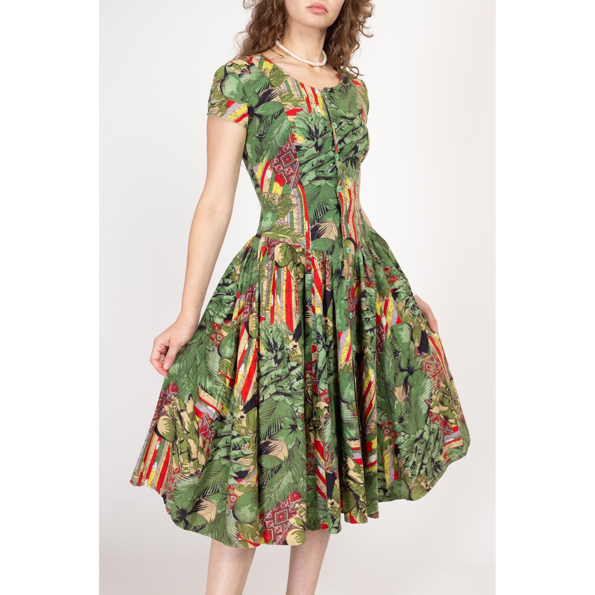 Small 80s Does 50s Green Floral Fit & Flare Dress | Retro Short Sleeve Button Up Fitted Waist Shirtdress