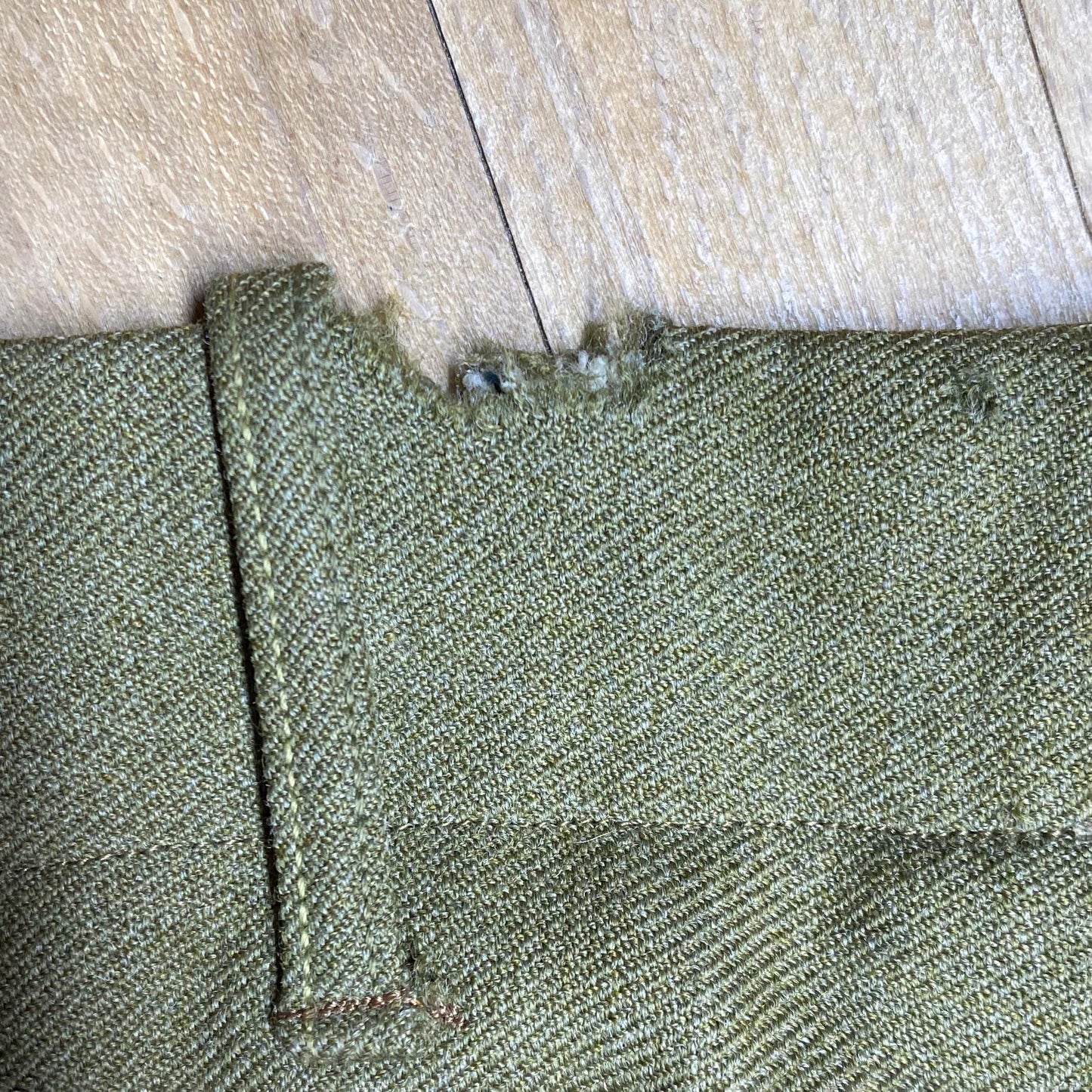 Sm-Medium 1940s Army Jodhpur Breeches Unisex | Vintage 40s WW2 High Waisted Olive Green Officer's Trousers