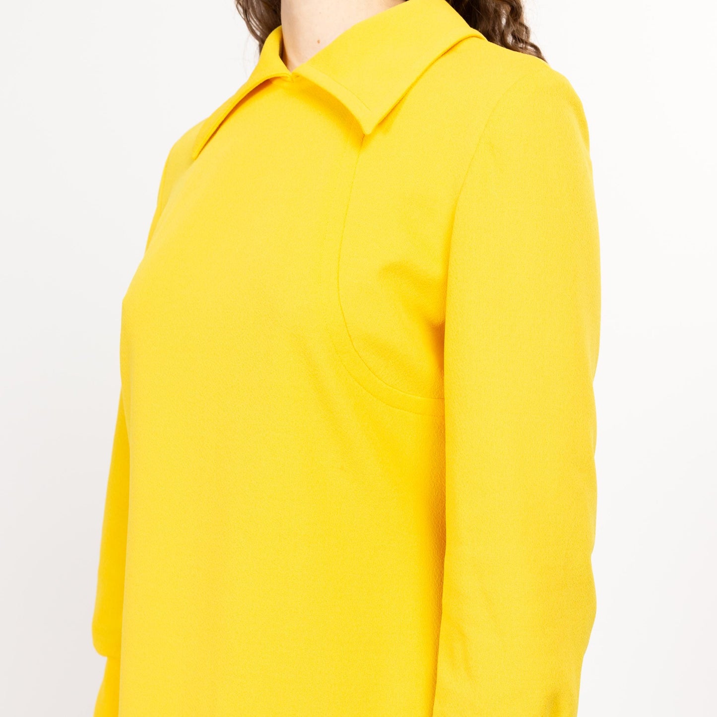 Med-Lrg 70s Mod Bright Yellow Mini Dress | Vintage Long Sleeve Pointed Collar A Line Dress