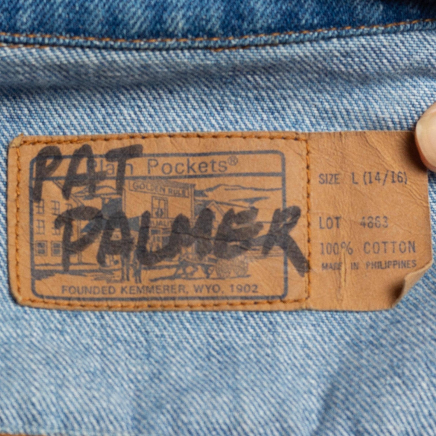 XS 80s Plain Pockets Denim Jacket | Vintage Jean Trucker Jacket