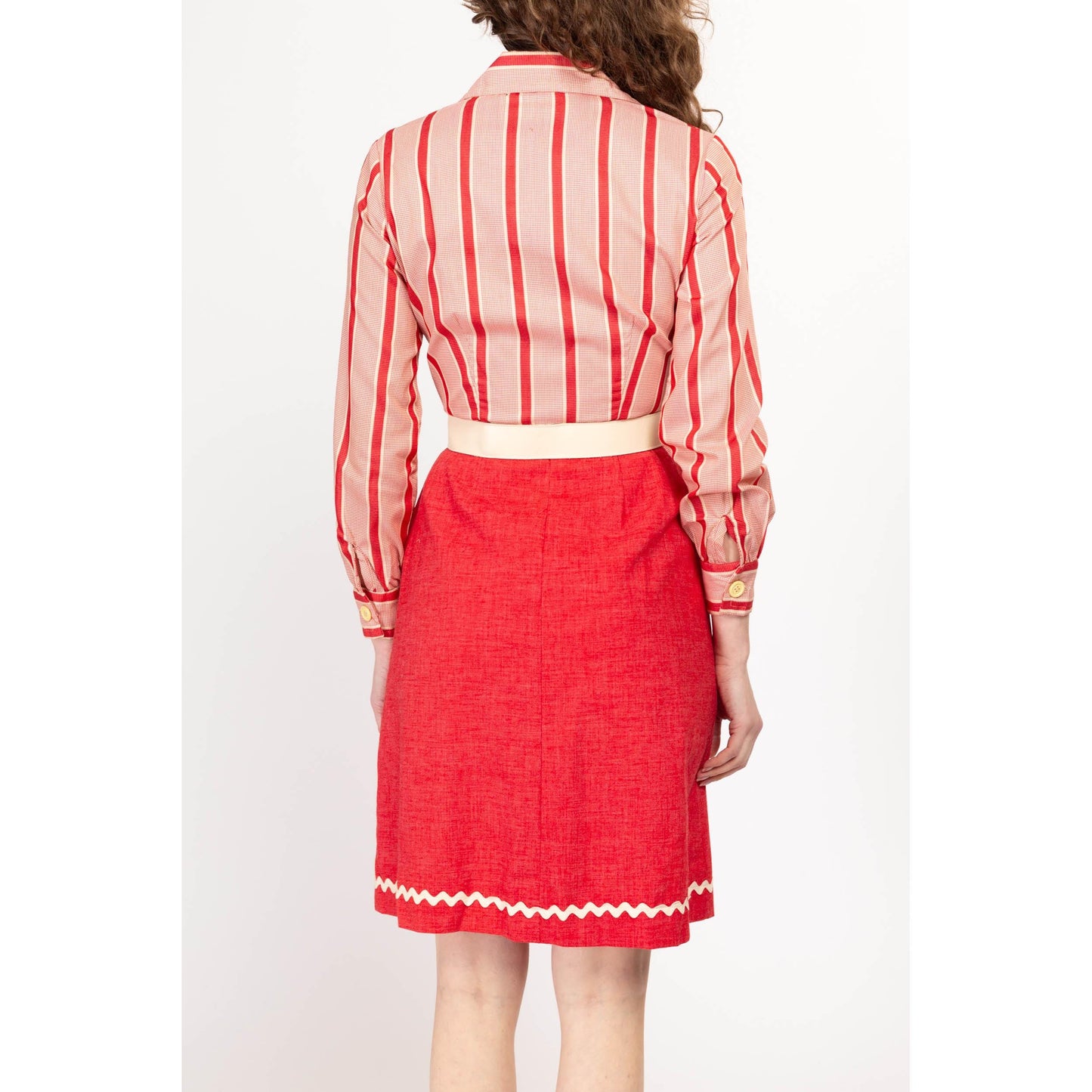 Small 70s Red & White Ric Rac Trim Belted Shirtdress | Vintage Knee Length Long Sleeved Striped Dress