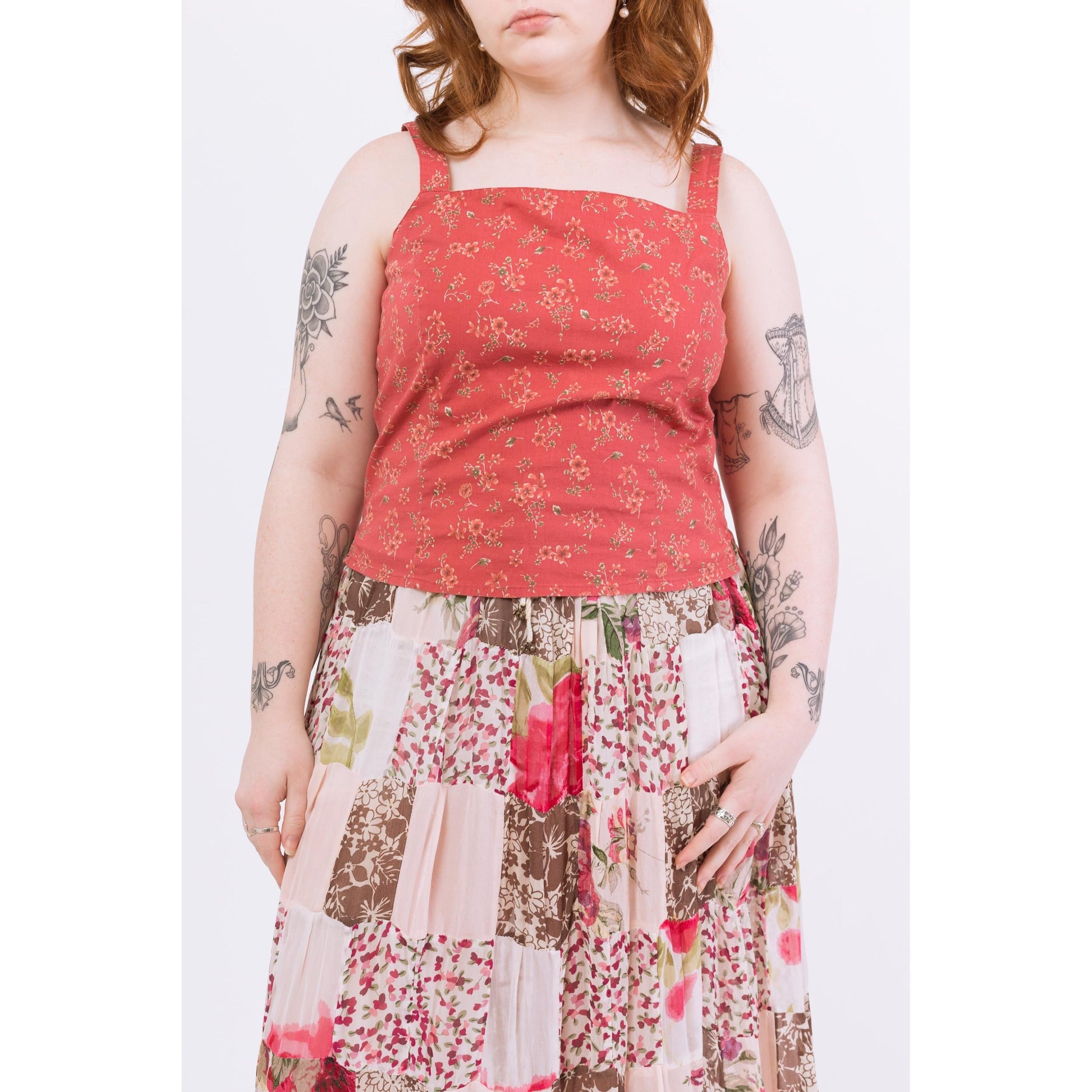Vintage 90s Red Floral Stretchy Cotton Blend Tank Top - Large | Vintage Boho Square Neck Cropped Blouse