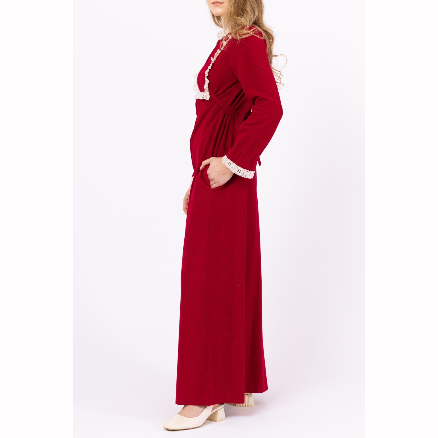 Vintage 70s Vassarette Magenta House Dress Maxi Robe - Small | Boho Lace Trim Zip Up Maxi Lounge Dress, Cottagecore Victorian Nightgown