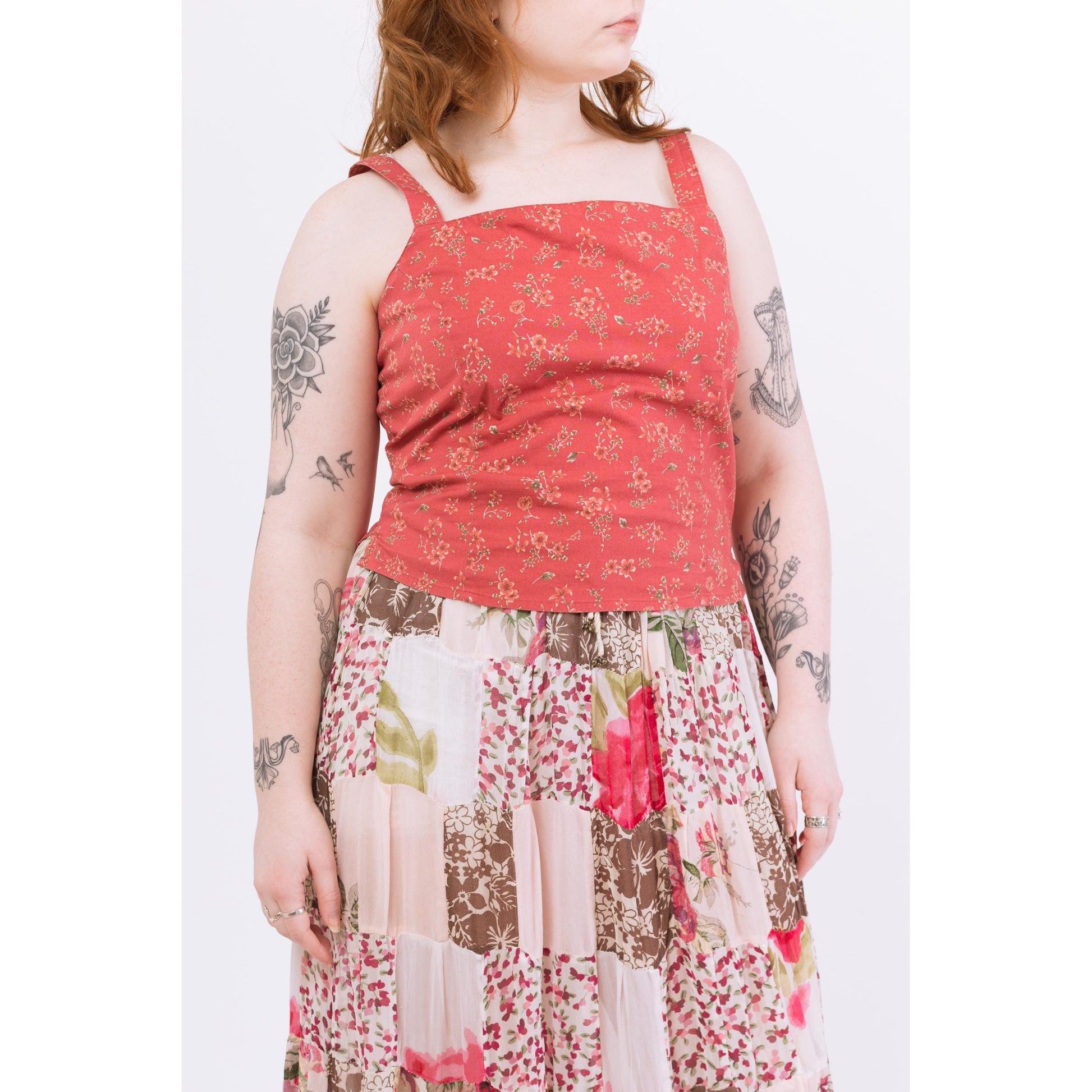 Vintage 90s Red Floral Stretchy Cotton Blend Tank Top - Large | Vintage Boho Square Neck Cropped Blouse
