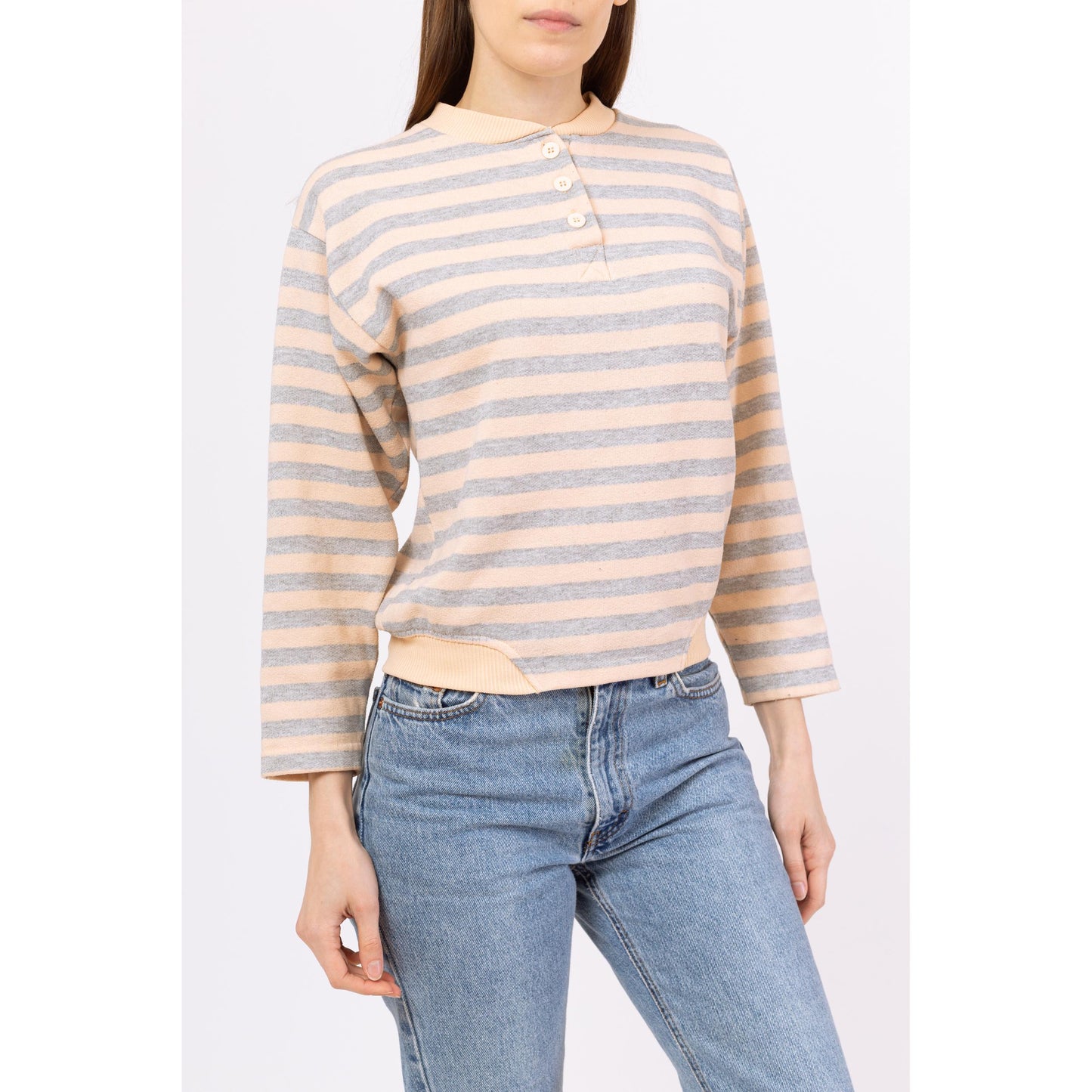 Vintage 80s Peach & Grey Striped Henley Sweatshirt - Medium | Vintage Slouchy Cropped Pullover Half Button Sweater