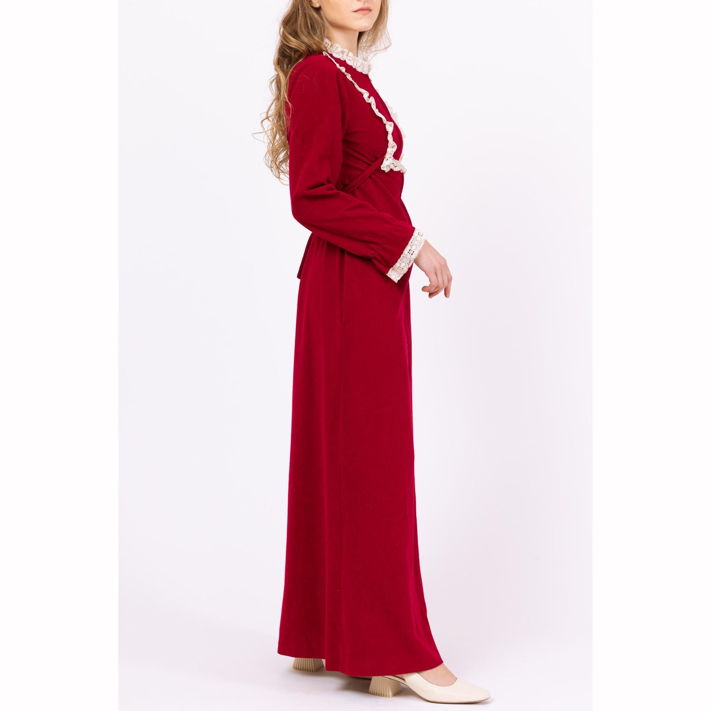 Vintage 70s Vassarette Magenta House Dress Maxi Robe - Small | Boho Lace Trim Zip Up Maxi Lounge Dress, Cottagecore Victorian Nightgown