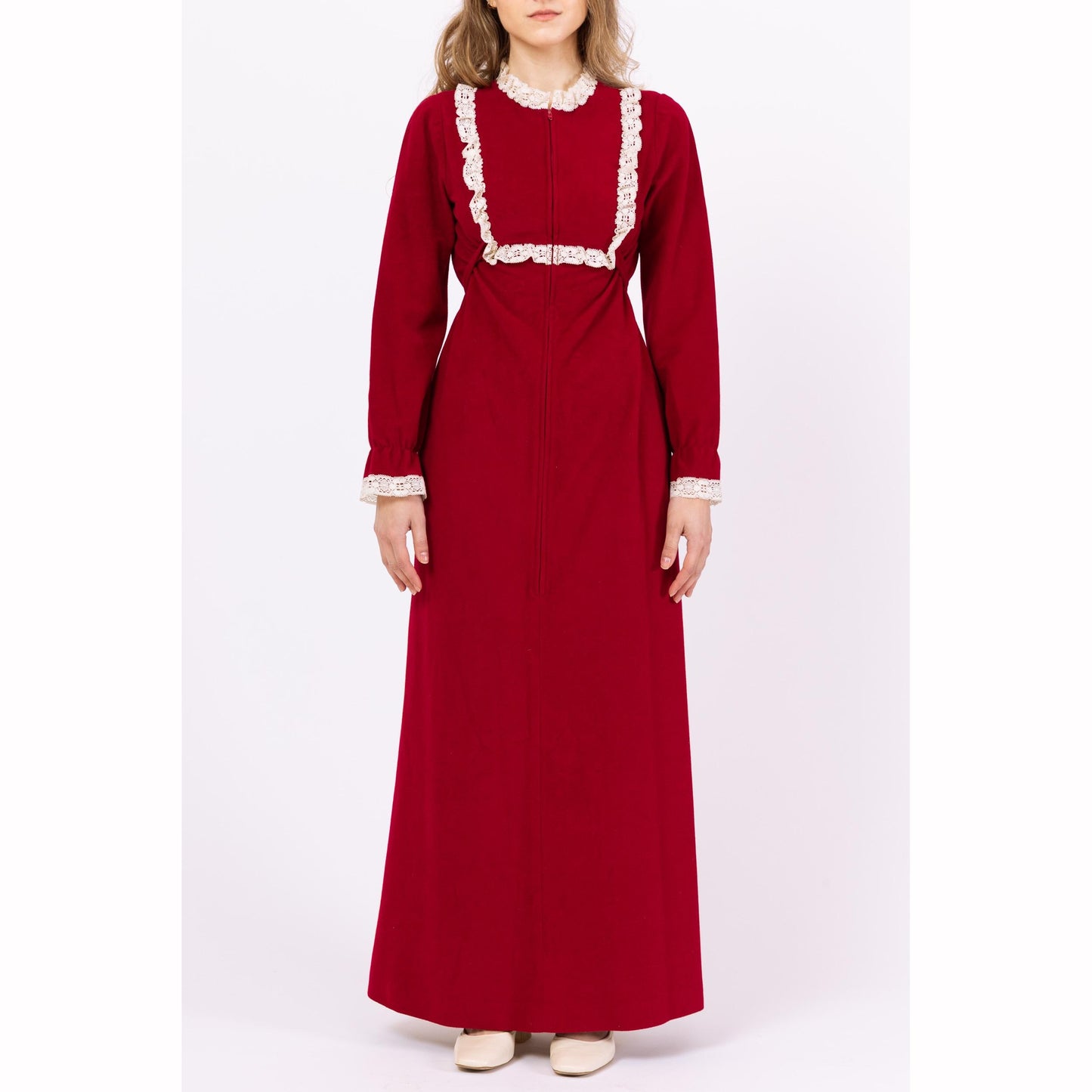 Vintage 70s Vassarette Magenta House Dress Maxi Robe - Small | Boho Lace Trim Zip Up Maxi Lounge Dress, Cottagecore Victorian Nightgown