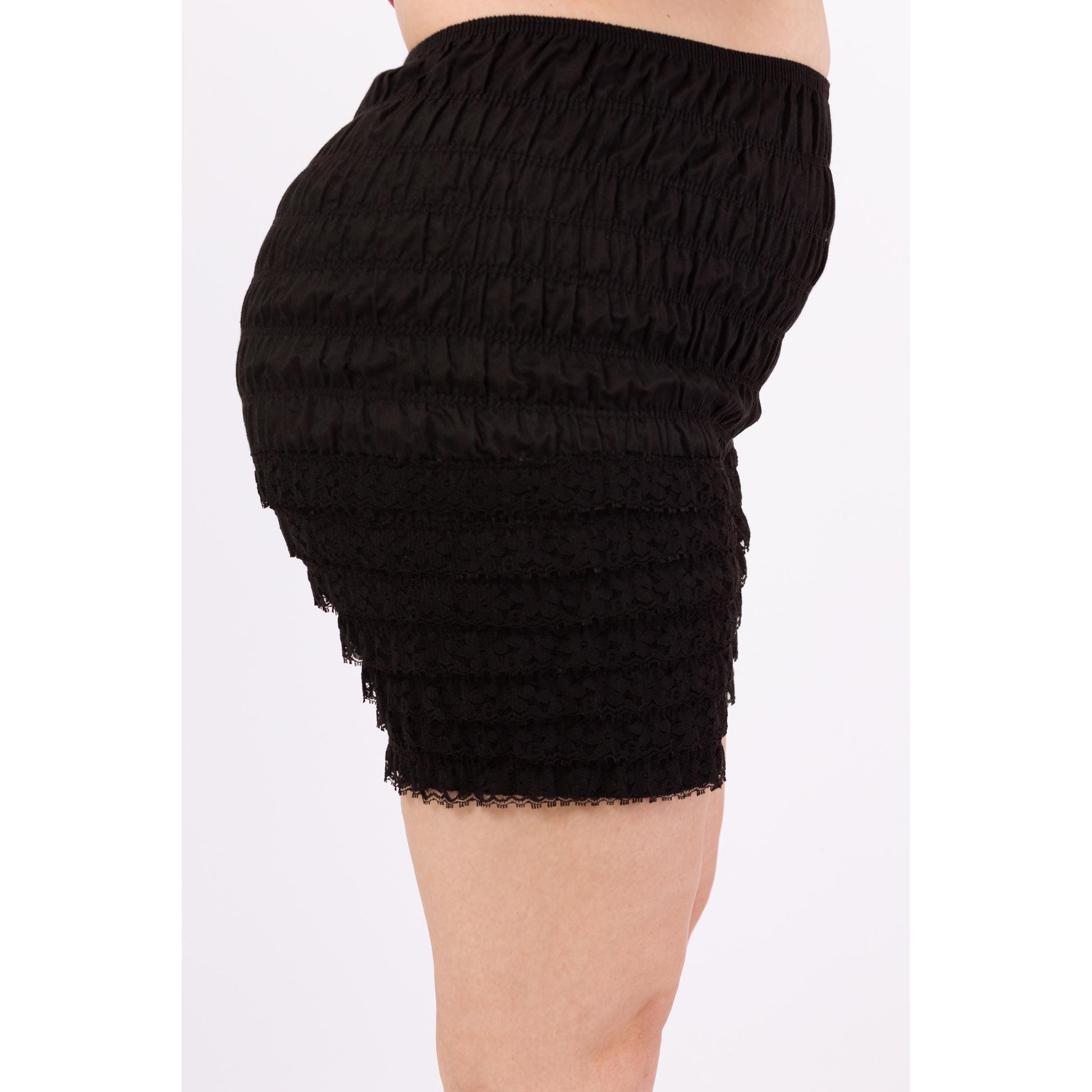 Vintage 70s Black Ruffle Bloomers Shorts - Large | Elastic Waist Cottagecore Lingerie Bottoms, High Rise Festival Burlesque Piece