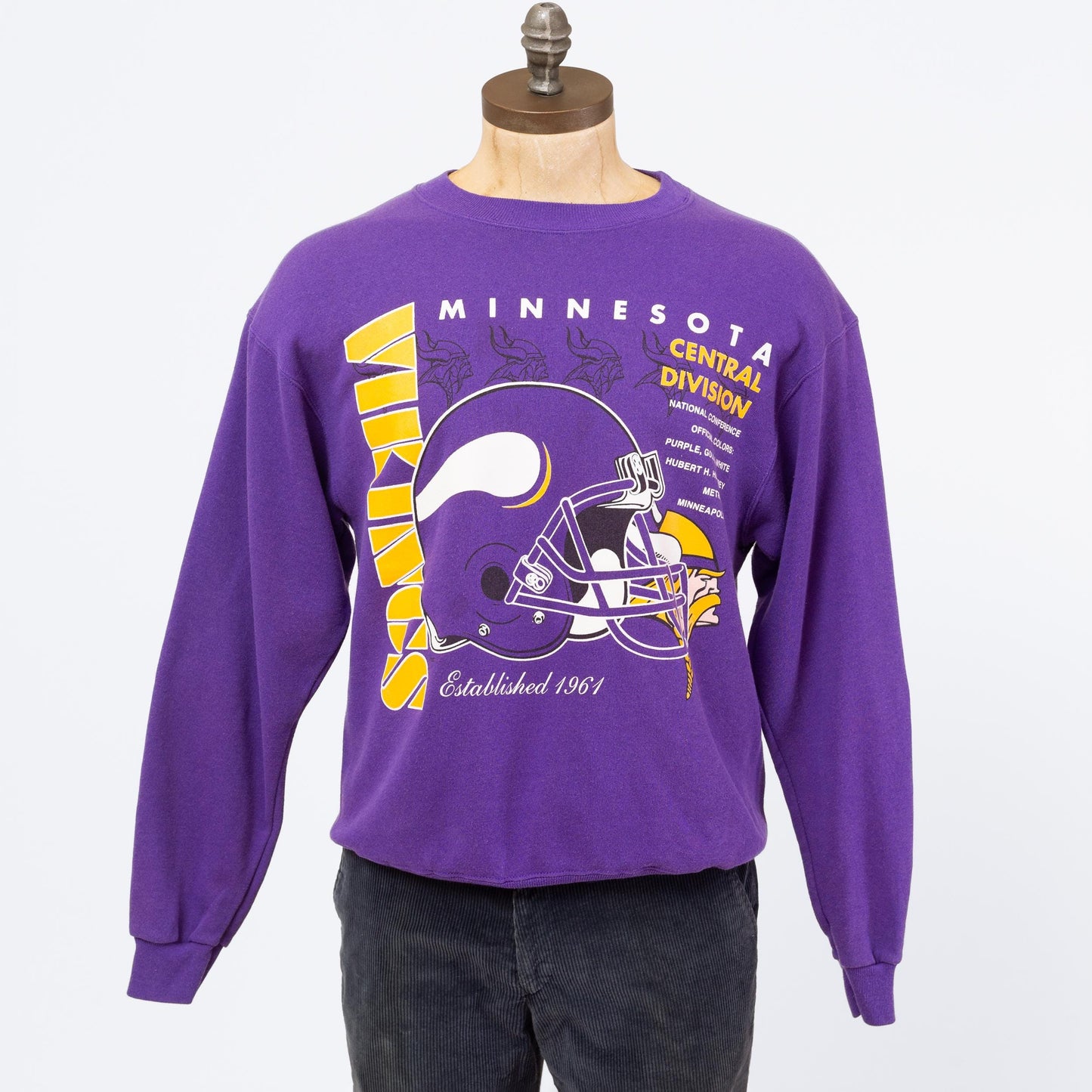 3 Vintage 90s Minnesota Vikings NFL Sweatshirt - Medium to Large | Purple Football Helmet Graphic Athletic Crewneck Pullover Sweater
