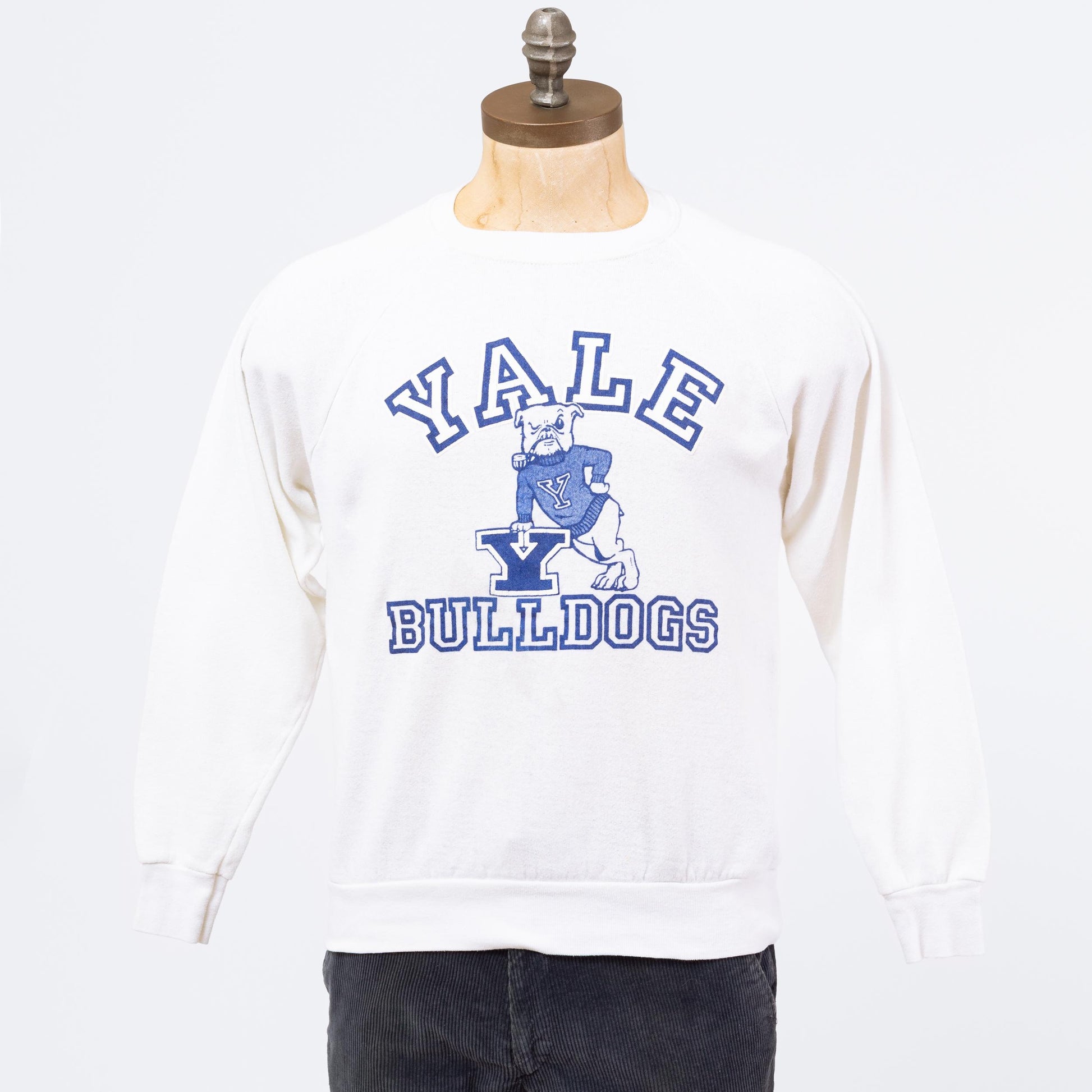 3 Vintage 90s Yale University Bulldogs Sweatshirt - Medium | Ivy League College Graphic Raglan Sleeve Crew Neck Pullover Sweater