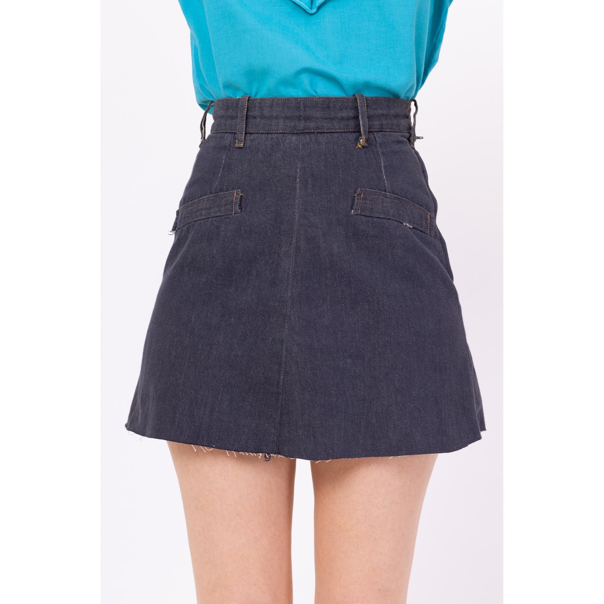 Vintage 70s Denim A Line Mini Skirt - Extra Small, 24" Waist | Boho Dark Wash Cut Off Jean Skirt