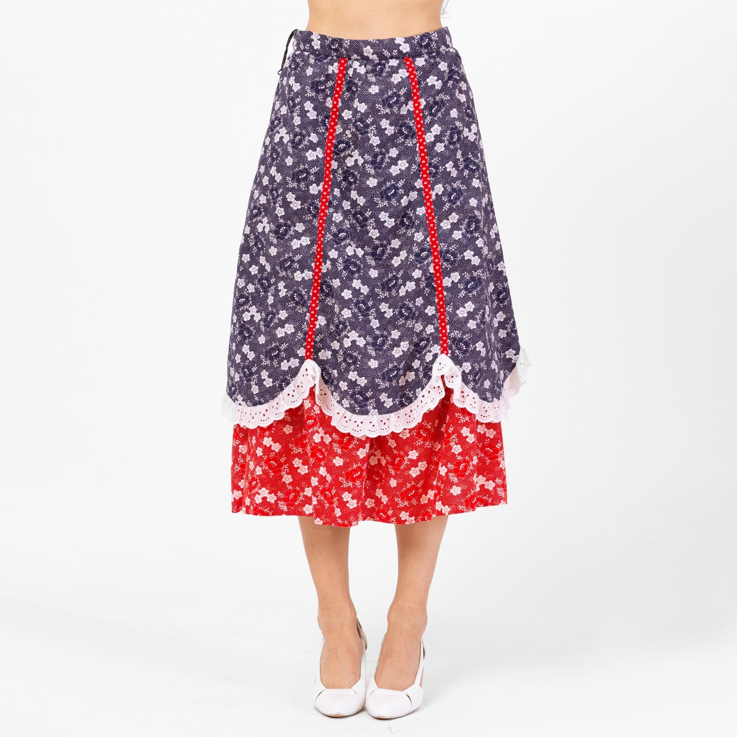Vintage 70s Red White & Blue Floral Prairie Skirt - Extra Small, 25" Waist | Retro Folk Americana Tiered A Line Midi Skirt