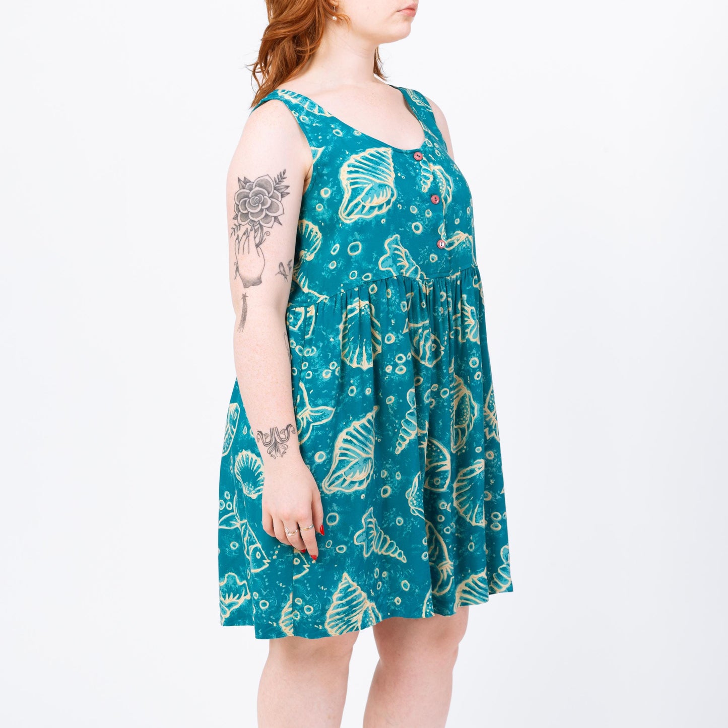 Vintage 90s Teal Fish & Seashell Batik Print Mini Sundress - Medium | Blue Tie Dye Summer Dress, Boho Sleeveless Button Up Beach Dress