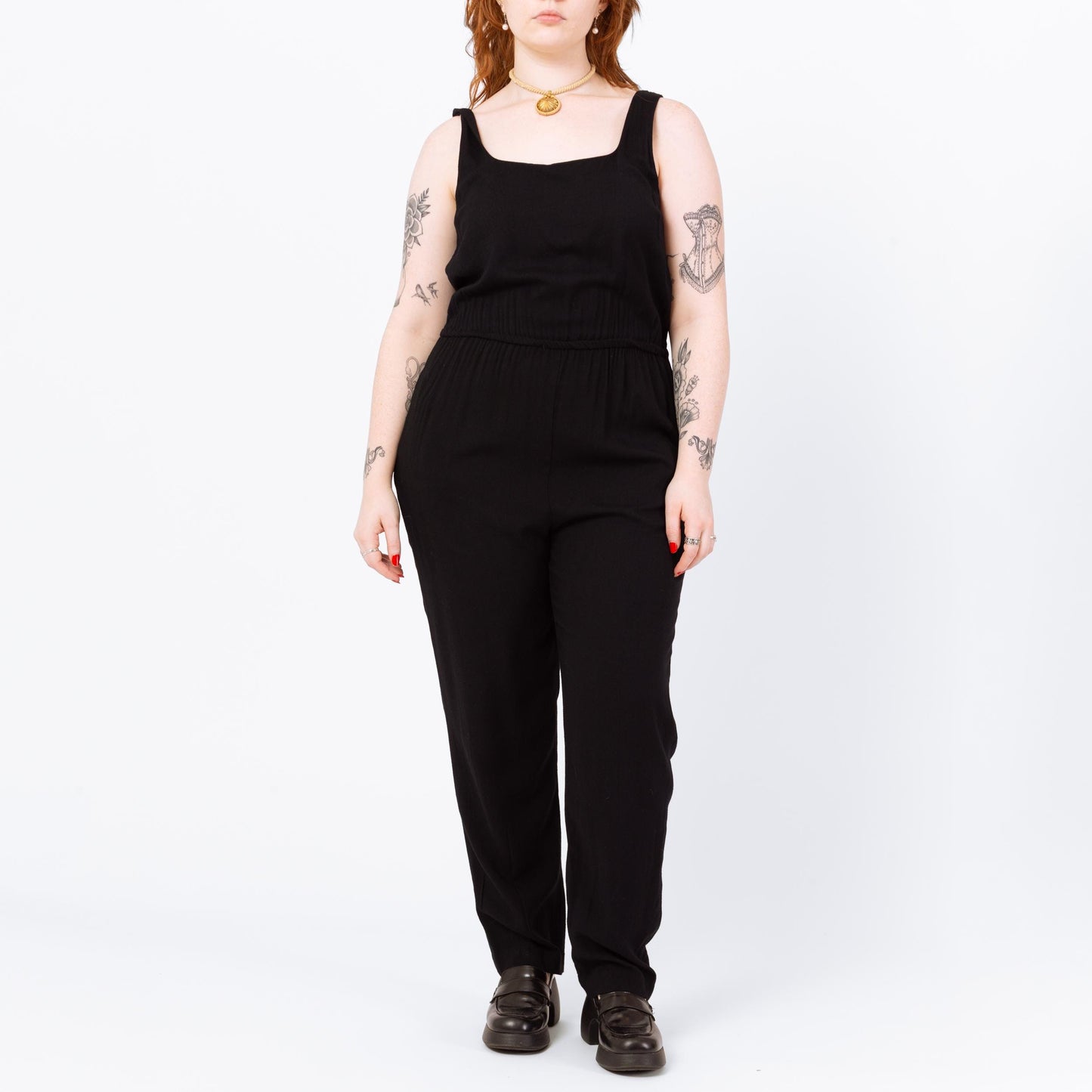 Vintage 80s Black Low Back Lounge Jumpsuit - Medium to Large | Sleeveless Grunge Tapered Leg Casual Pantsuit