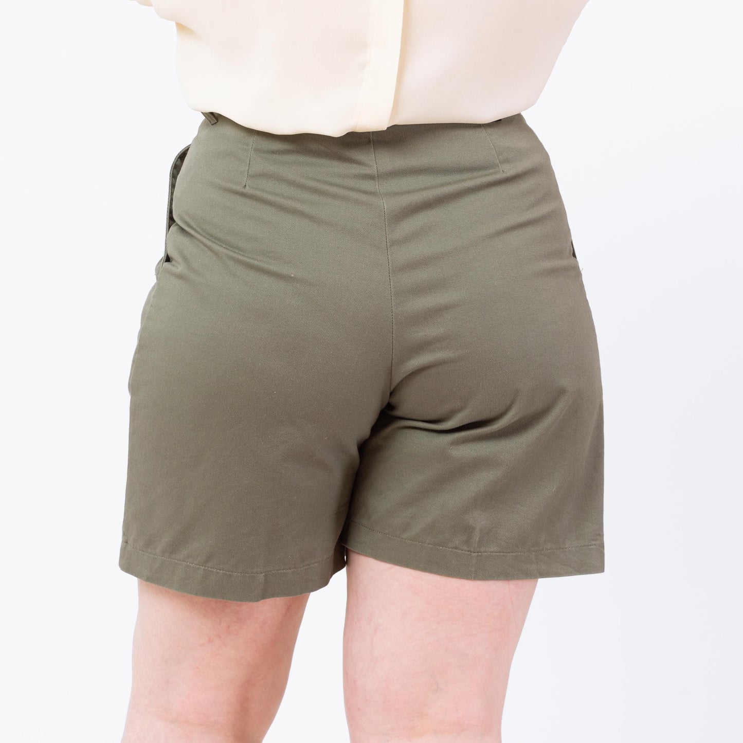 Vintage 90s Olive Green High Waisted Shorts - Medium, 30" Waist | Lee Pleated Mid Length Casual Cotton Shorts