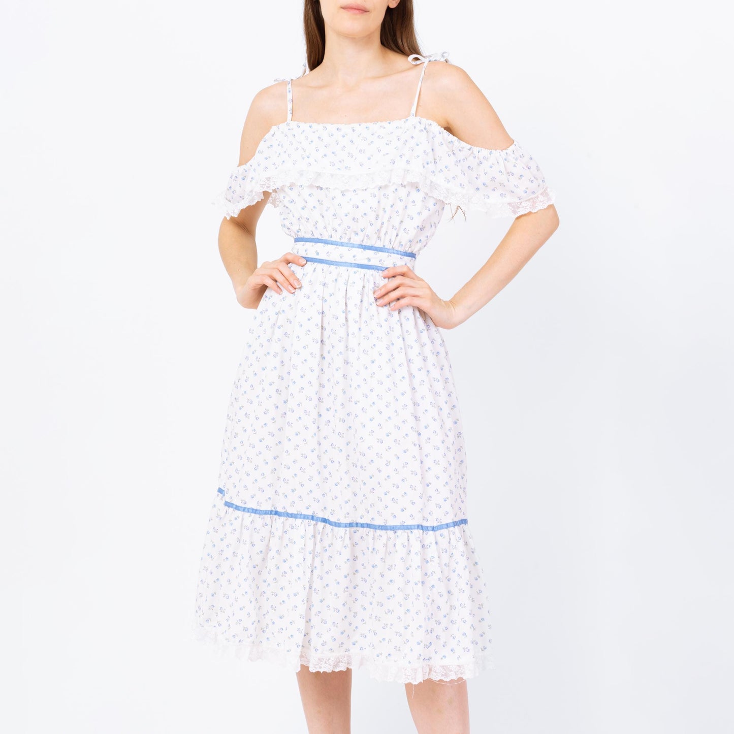 Vintage 70s White & Blue Floral Off-Shoulder Midi Prairie Dress - Extra Small | Boho Calico Lace Trim Fit Flare Peasant Sundress