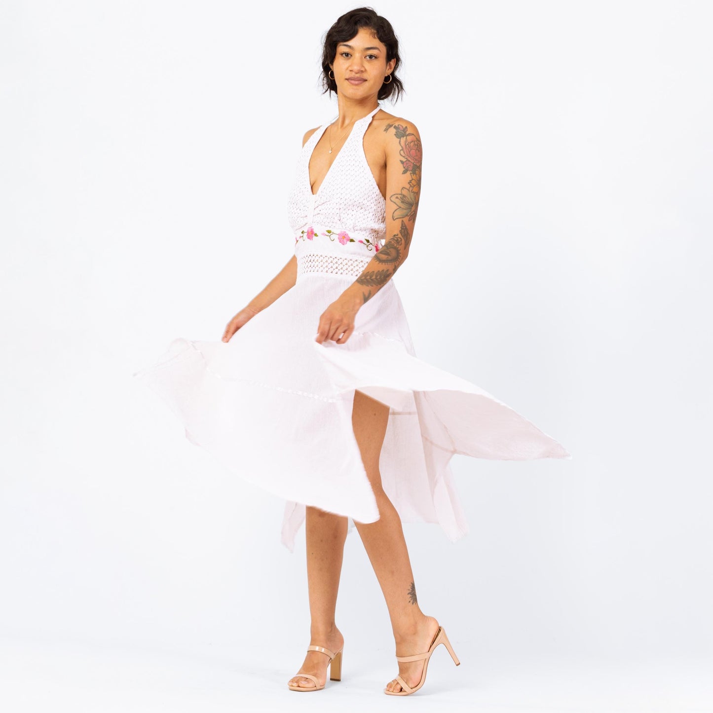 Vintage 90s Crochet Scarf Hem Mexican Sundress - Small to Medium | White Pink Embroidered Floral Halter Handkerchief Dress