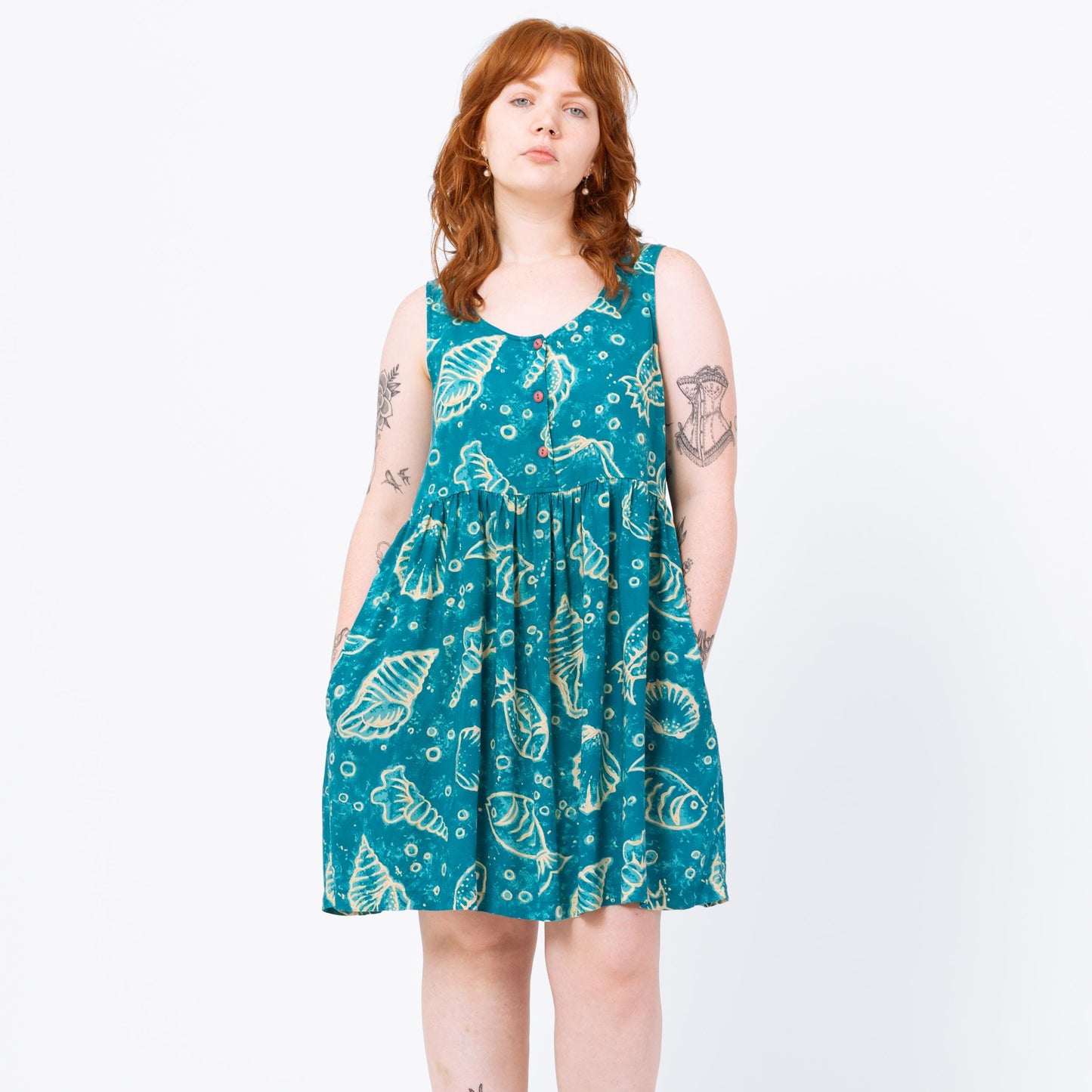 Vintage 90s Teal Fish & Seashell Batik Print Mini Sundress - Medium | Blue Tie Dye Summer Dress, Boho Sleeveless Button Up Beach Dress
