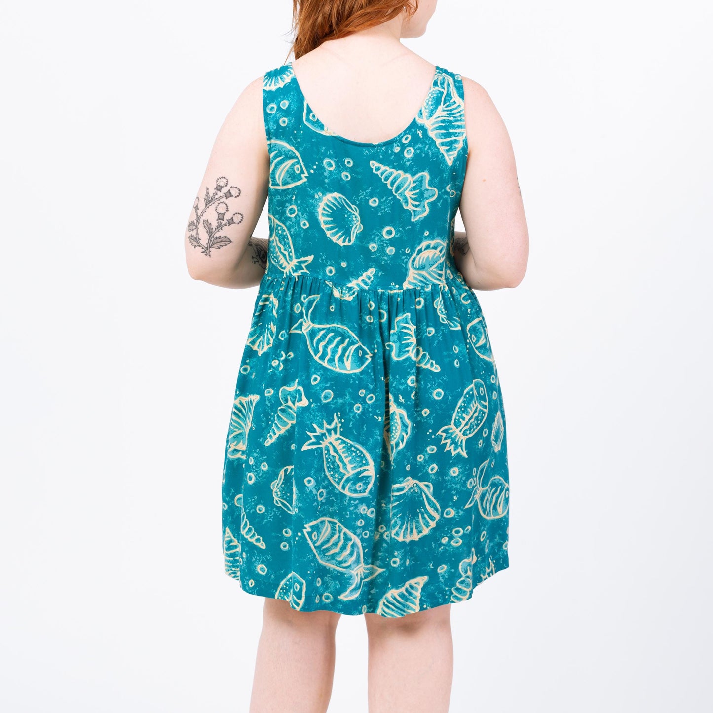 Vintage 90s Teal Fish & Seashell Batik Print Mini Sundress - Medium | Blue Tie Dye Summer Dress, Boho Sleeveless Button Up Beach Dress