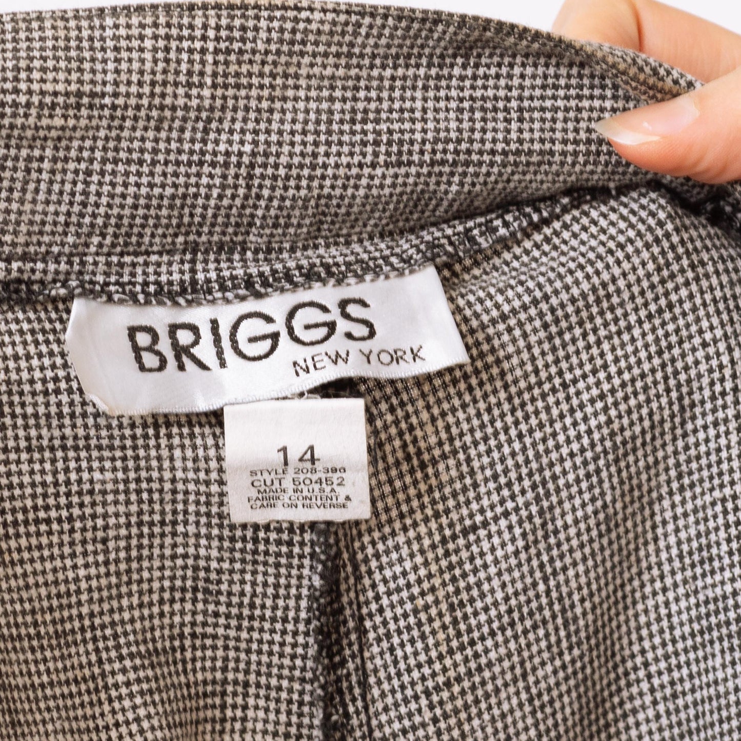 Vintage 80s Black & White Houndstooth Trouser Shorts - Large, 31" Waist | Linen Cotton High Waisted Pleated Long Shorts