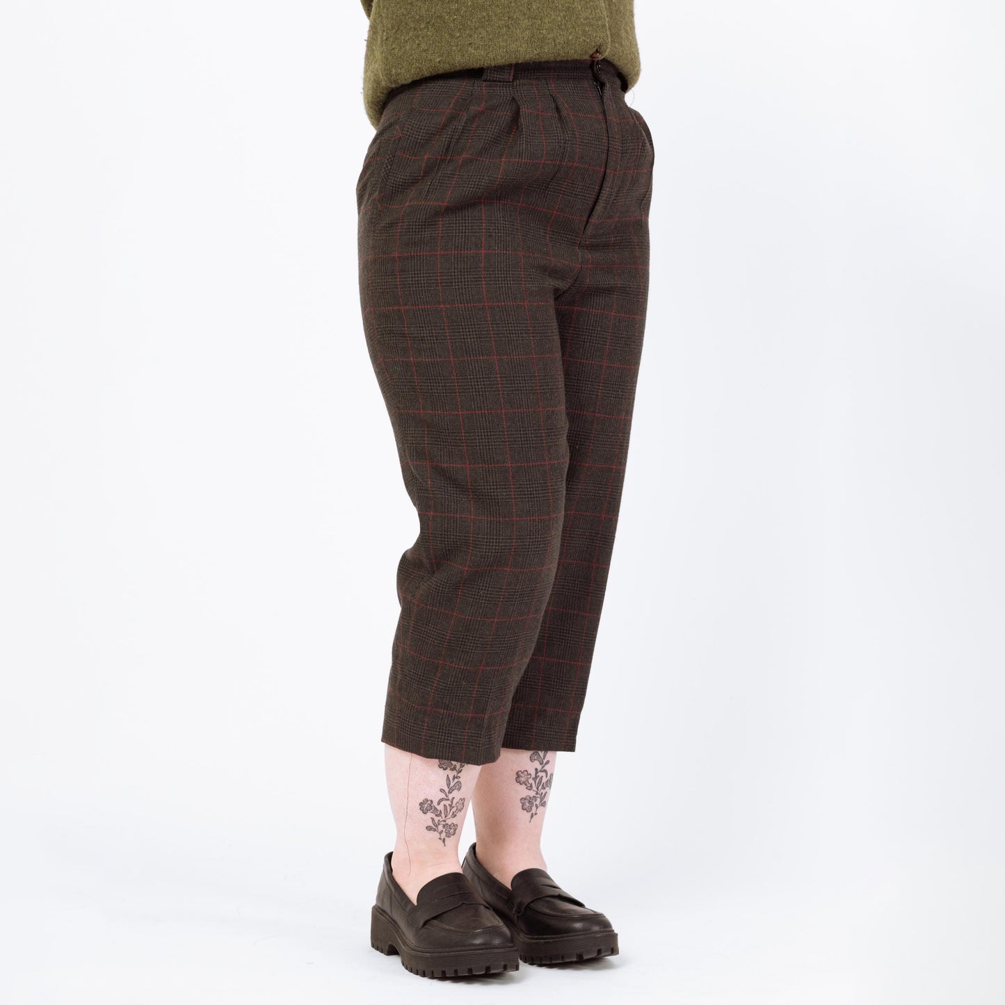Vintage 80s Dark Grey Plaid Wool Cropped Trousers - Large, 31.5" Waist | Retro High Rise Capris Ankle Pants