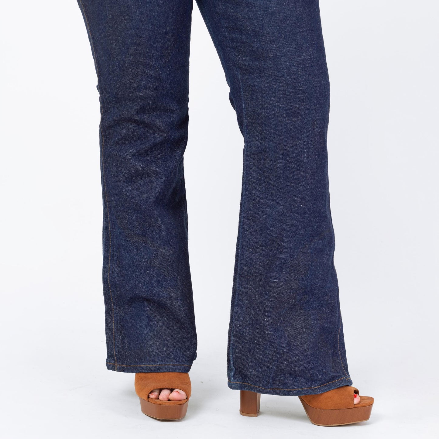 Vintage 70s Wrangler Deadstock Flared Unisex Jeans - 38x30 | Dark Wash Denim High Waisted Bootcut Jeans