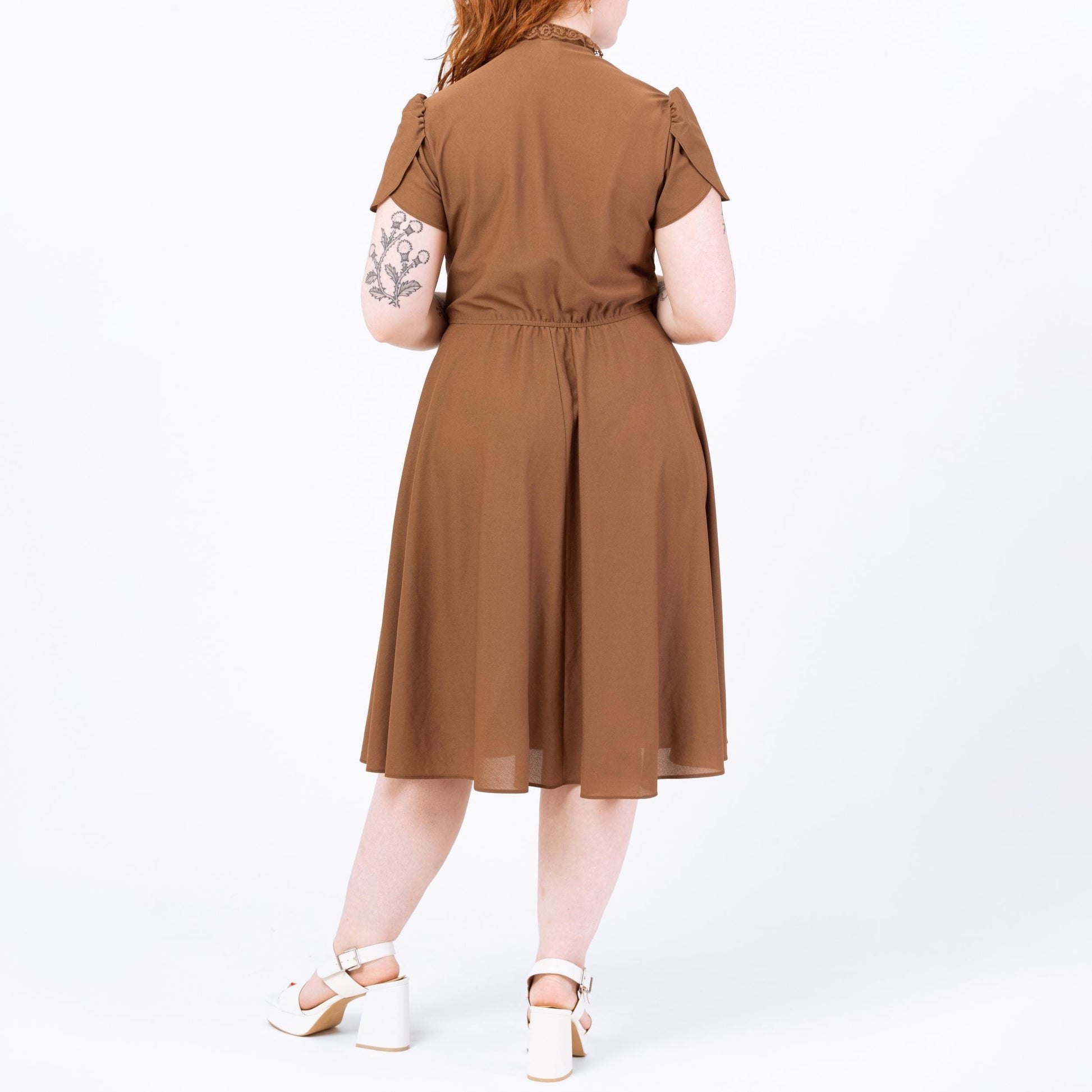 Vintage 70s Cocoa Brown Lace Trim Midi Folk Dress - Medium | Puff Sleeve Boho Prairie Dress