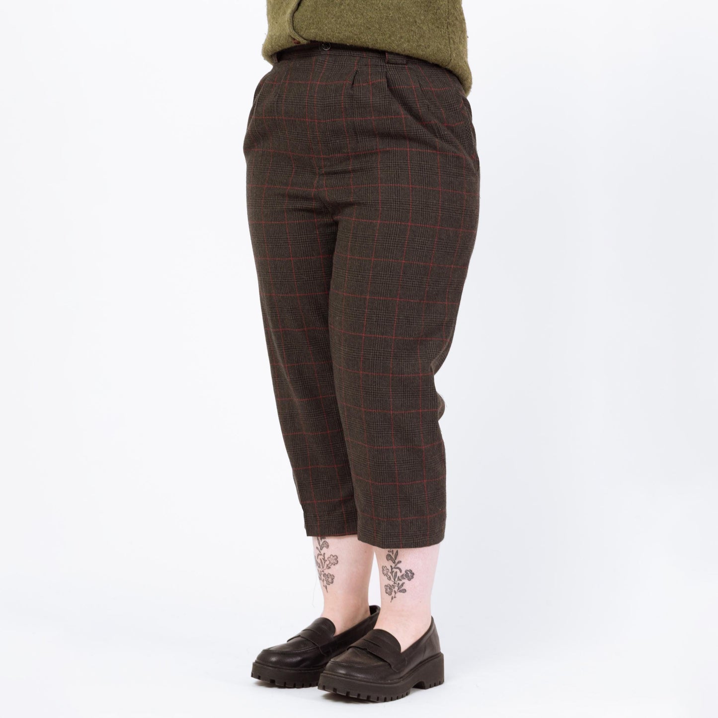 Vintage 80s Dark Grey Plaid Wool Cropped Trousers - Large, 31.5" Waist | Retro High Rise Capris Ankle Pants