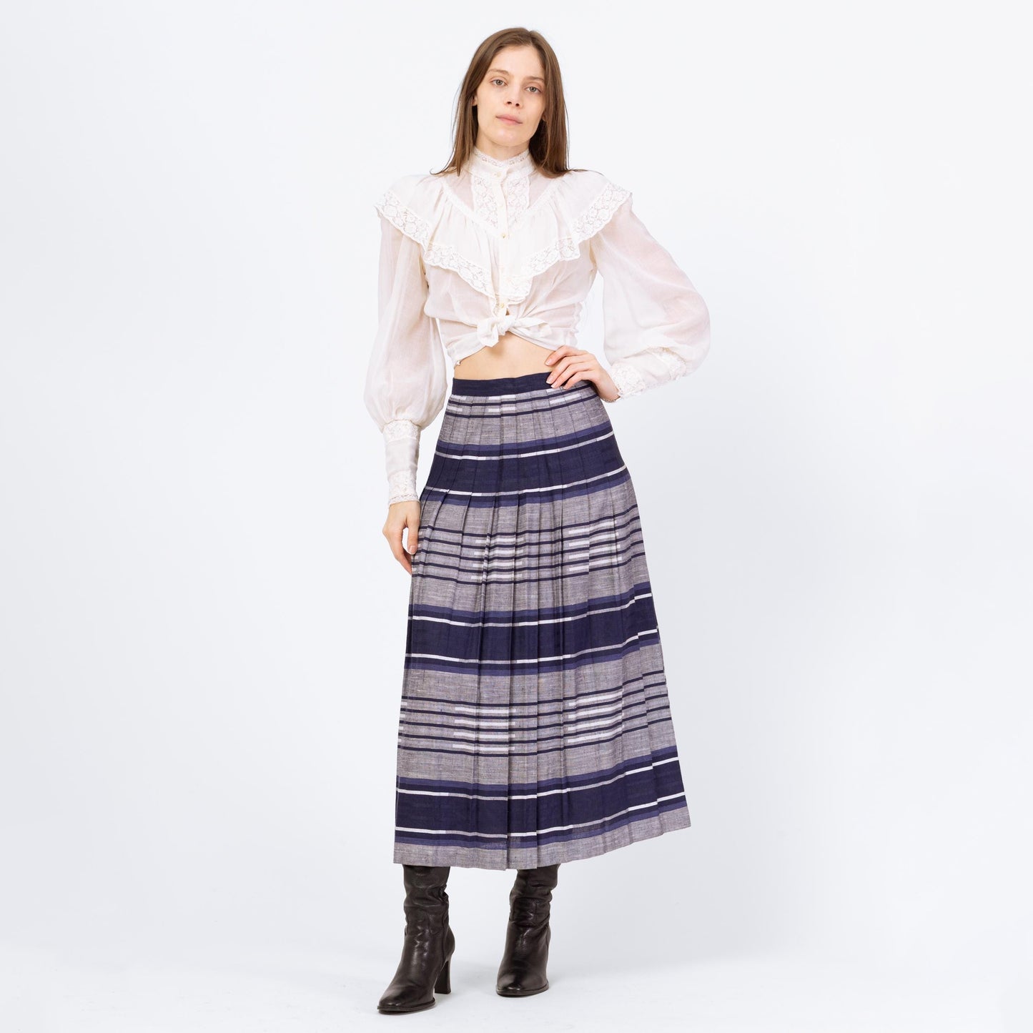 Vintage 80s Navy Blue & White Plaid Pleated Midi Skirt - Small, 26" Waist