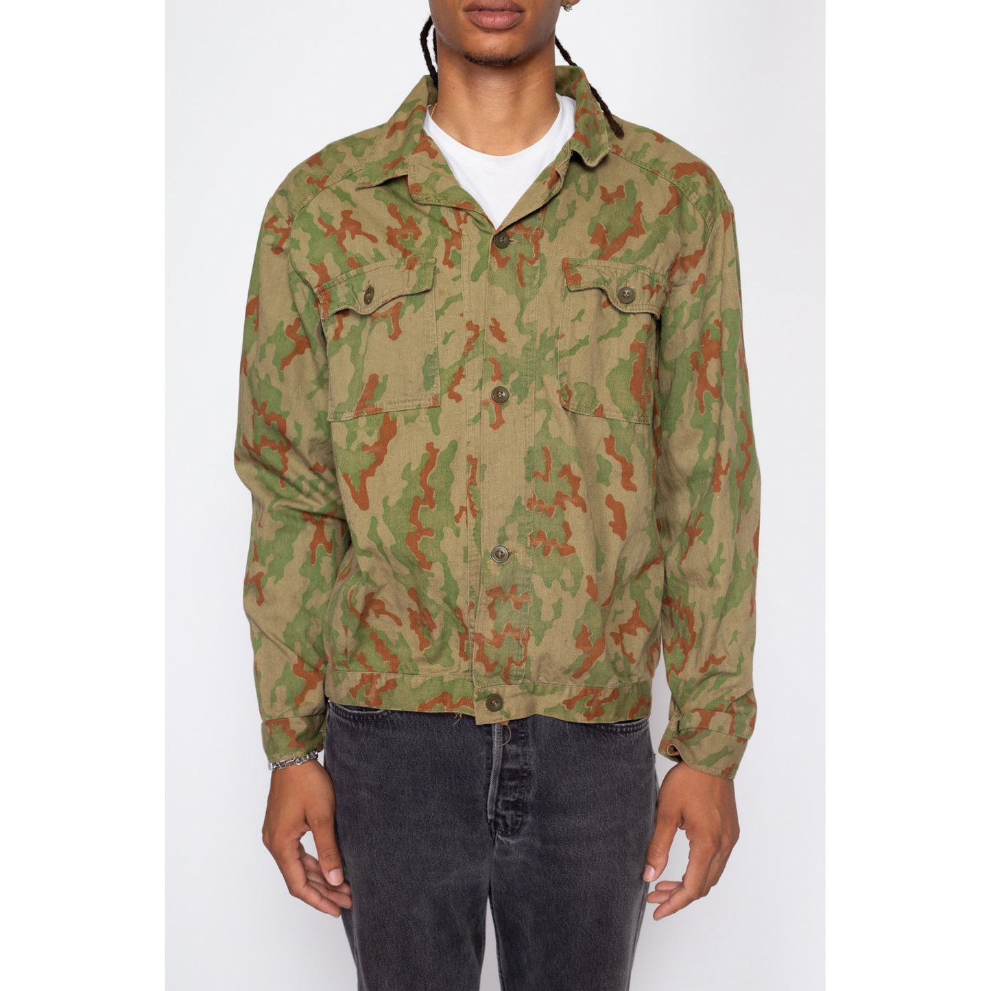 Medium 70s Frogskin Duck Camo Jacket | Vintage Button Up Camouflage Hunting Army Field Shirt