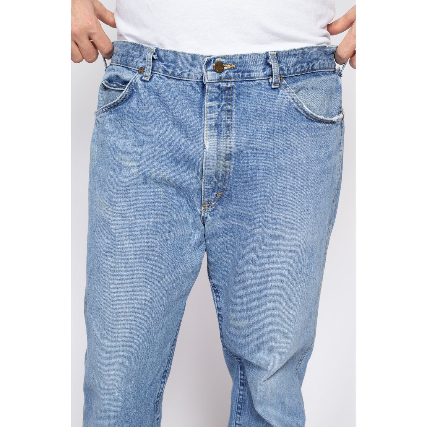 37" Waist 90s Lee Light Wash Dad Jeans | Vintage Made In USA Relaxed Denim Jeans
