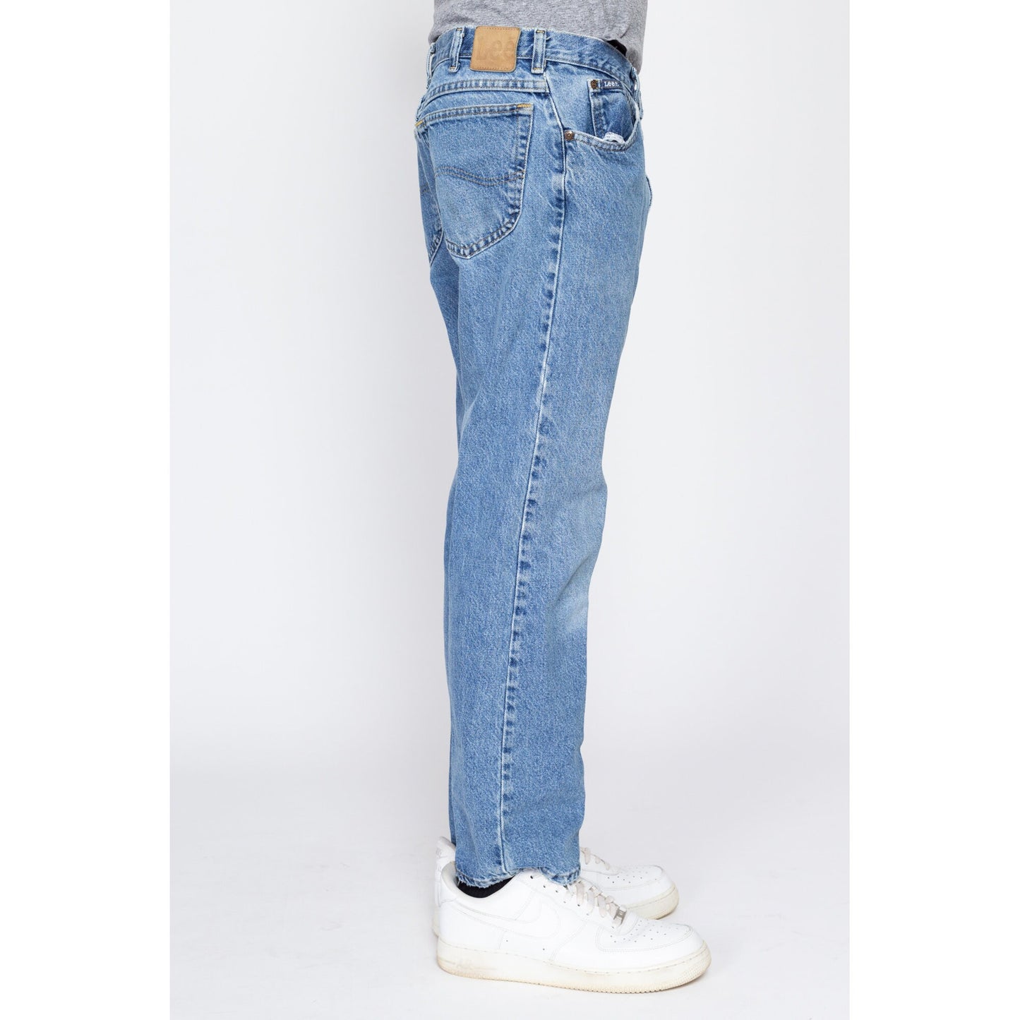 32x29 Vintage 90s Lee Jeans | Men's Medium Wash Denim Straight Leg Jeans