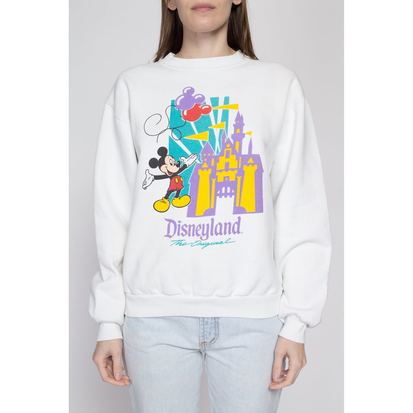 Medium 90s Disneyland Mickey Mouse Sweatshirt | Vintage White Graphic Cartoon Crewneck