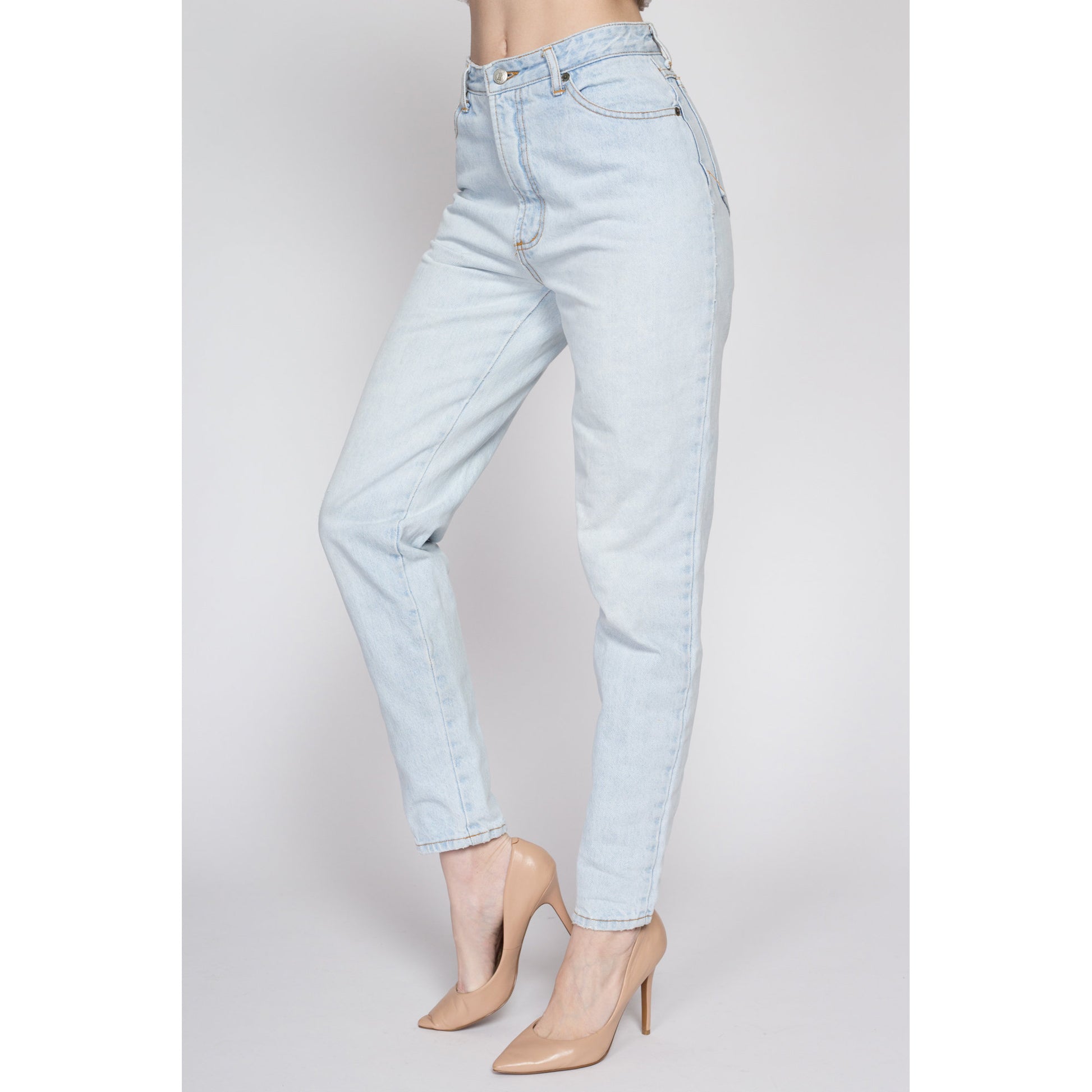 Small 90s Bongo High Waisted Light Wash Jeans 26.5" | Vintage Faded Denim Tapered Leg Mom Jeans