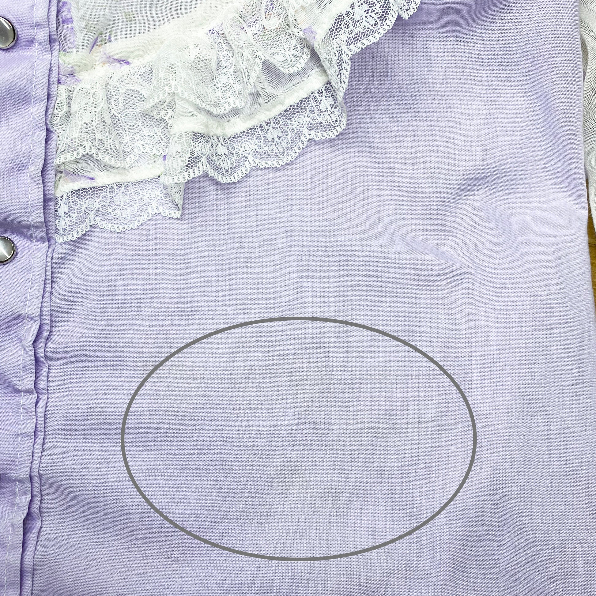 Large 70s Pastel Purple Western Lace Trim Prairie Blouse | Vintage Sheer Floral Long Sleeve Pearl Snap Boho Top