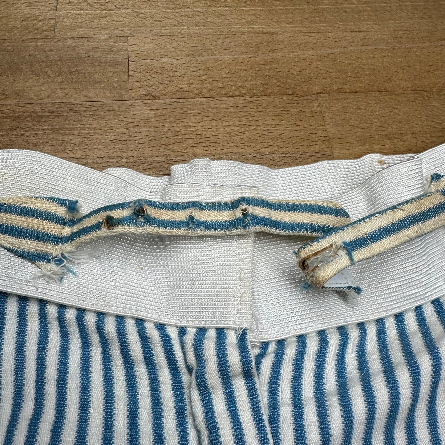 Sm-Med 50s 60s Blue & White Striped Summer Shorts, As Is | Retro Vintage High Waisted Athletic Swim Shorts