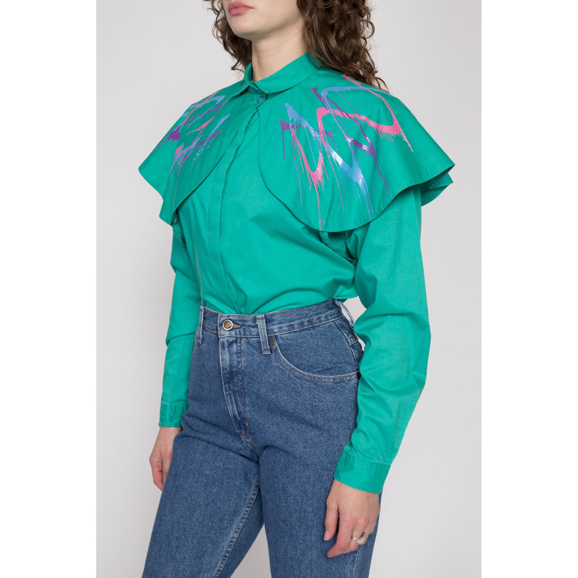 Medium 80s Teal Cameo Rose Western Capelet Shirt | Vintage Paint Splatter Graphic Collared Cape Top