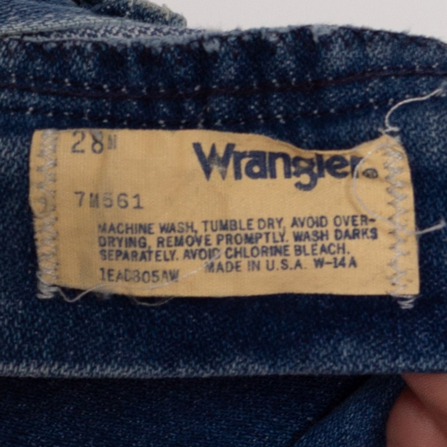 XS 70s Wrangler Cutoff Jean Shorts | Vintage Mid Rise Denim Cut Off Shorts