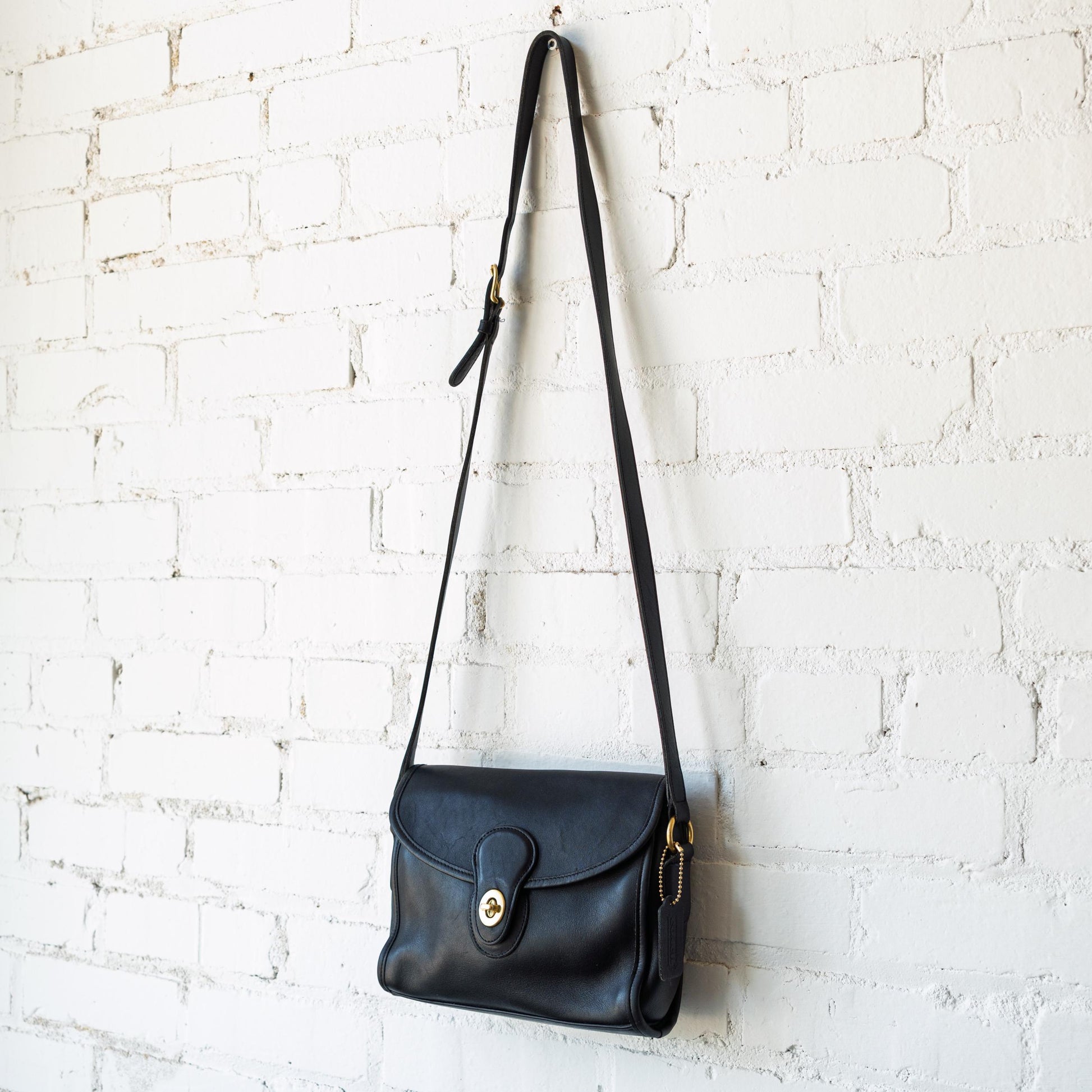 Vintage 90s Coach Devon Black Leather Crossbody Bag #9908 | Designer Shoulder Bag Purse