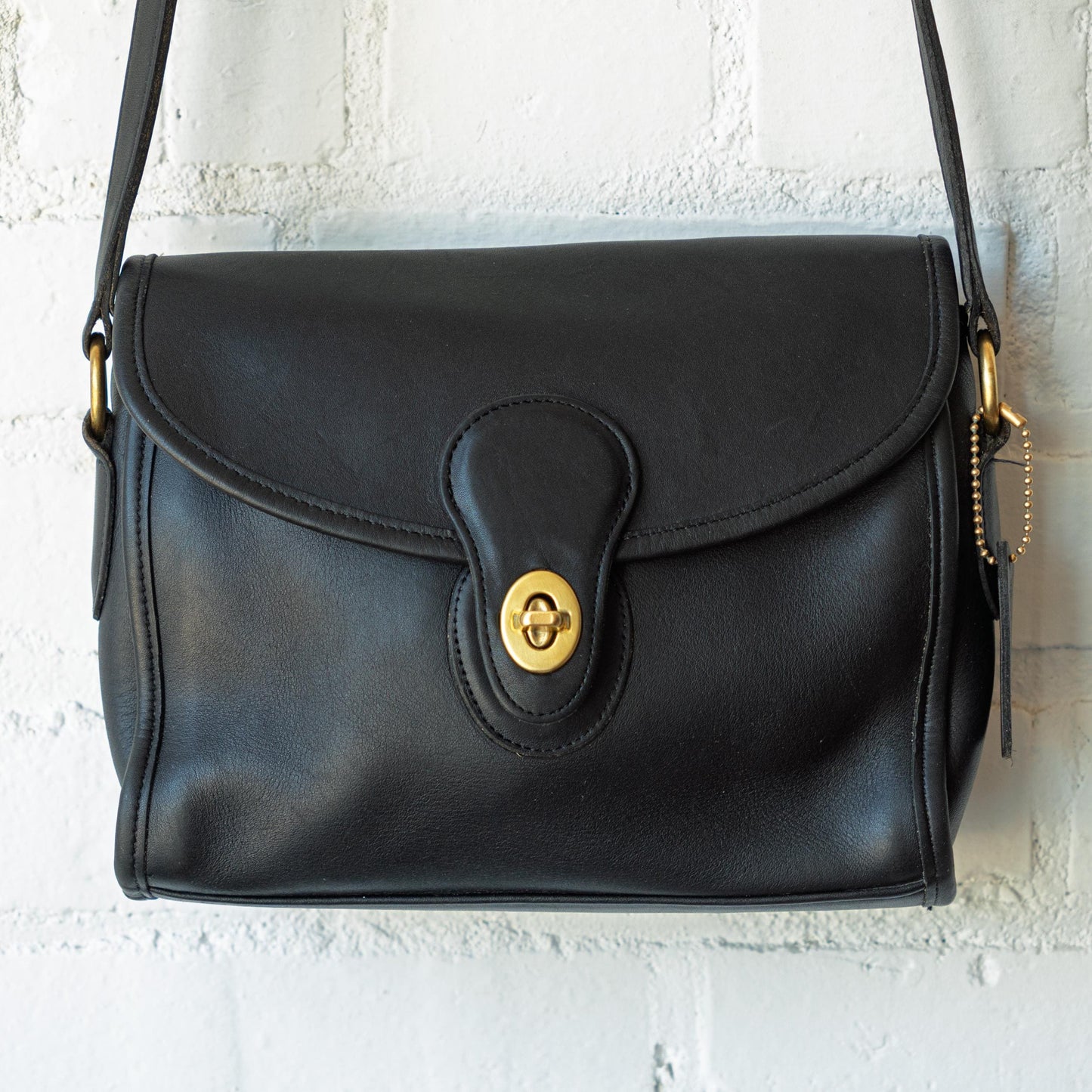 Vintage 90s Coach Devon Black Leather Crossbody Bag #9908 | Designer Shoulder Bag Purse