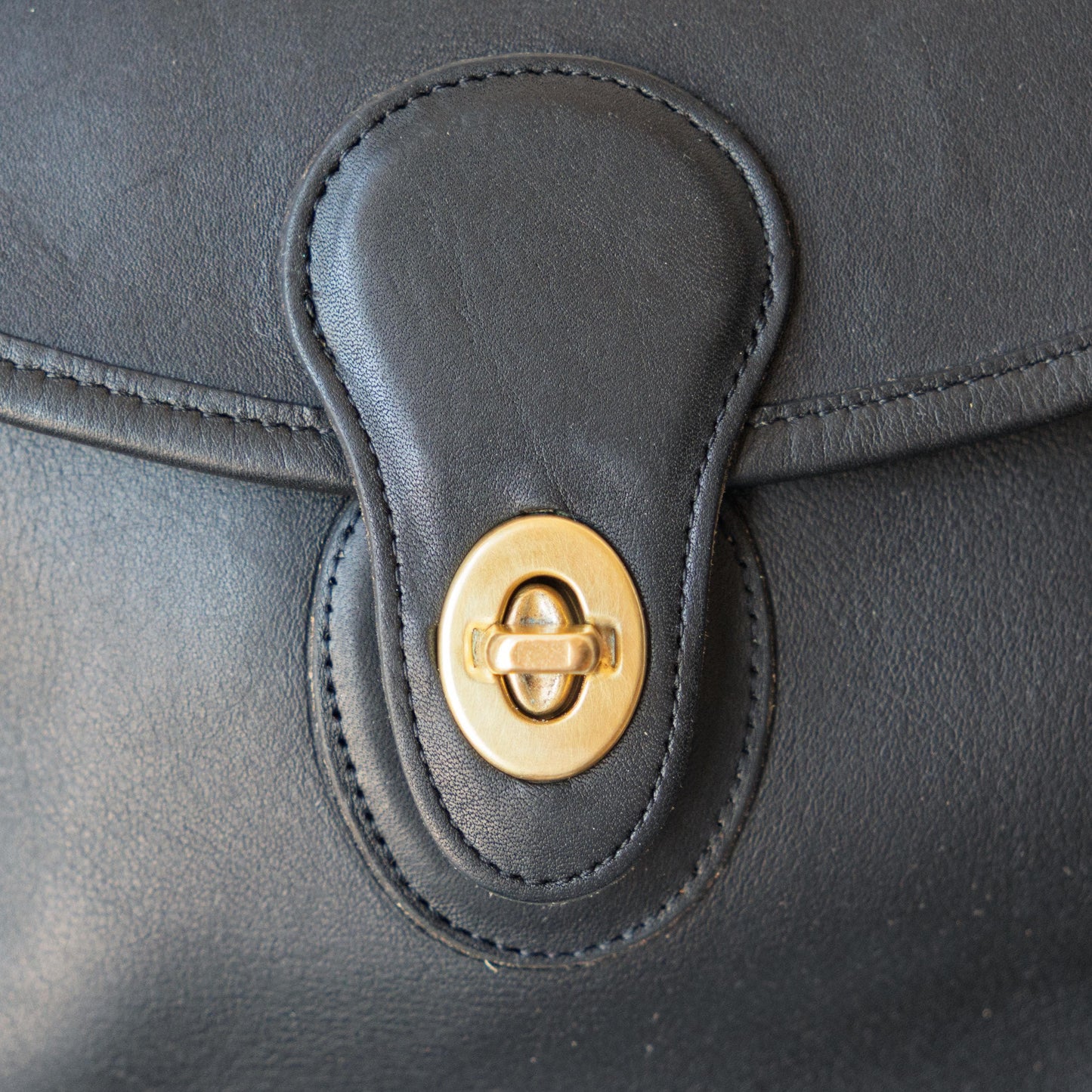 Vintage 90s Coach Devon Black Leather Crossbody Bag #9908 | Designer Shoulder Bag Purse