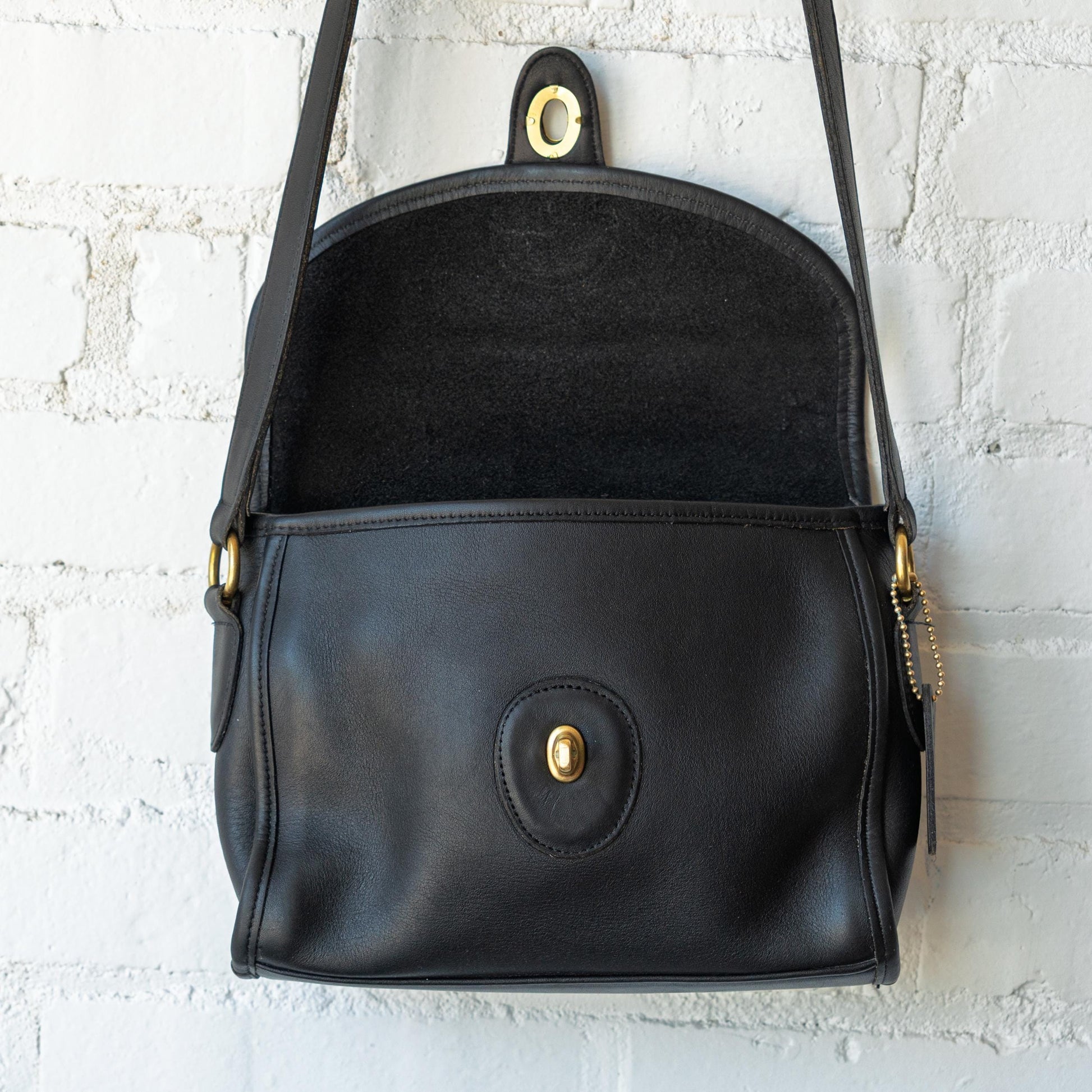 Vintage 90s Coach Devon Black Leather Crossbody Bag #9908 | Designer Shoulder Bag Purse